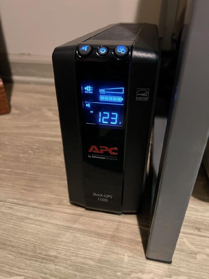 APC Back-UPS Pro 1000VA UPS, 600W Battery Backup & Surge Protector, AVR, 8 Outlets (NEMA 5-15R), LCD Display, BX1000M customer photo 2