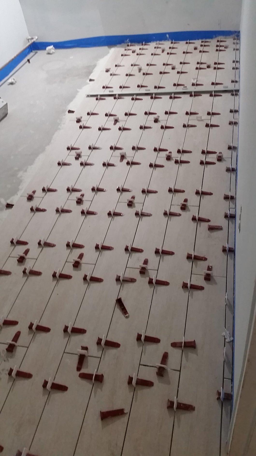 T-Lock PERFECT LEVEL MASTER Professional Anti lippage Tile Leveling System - Spacers Only - Red Wedges Not Included and Sold Separately (1500, 2mm) customer photo 2