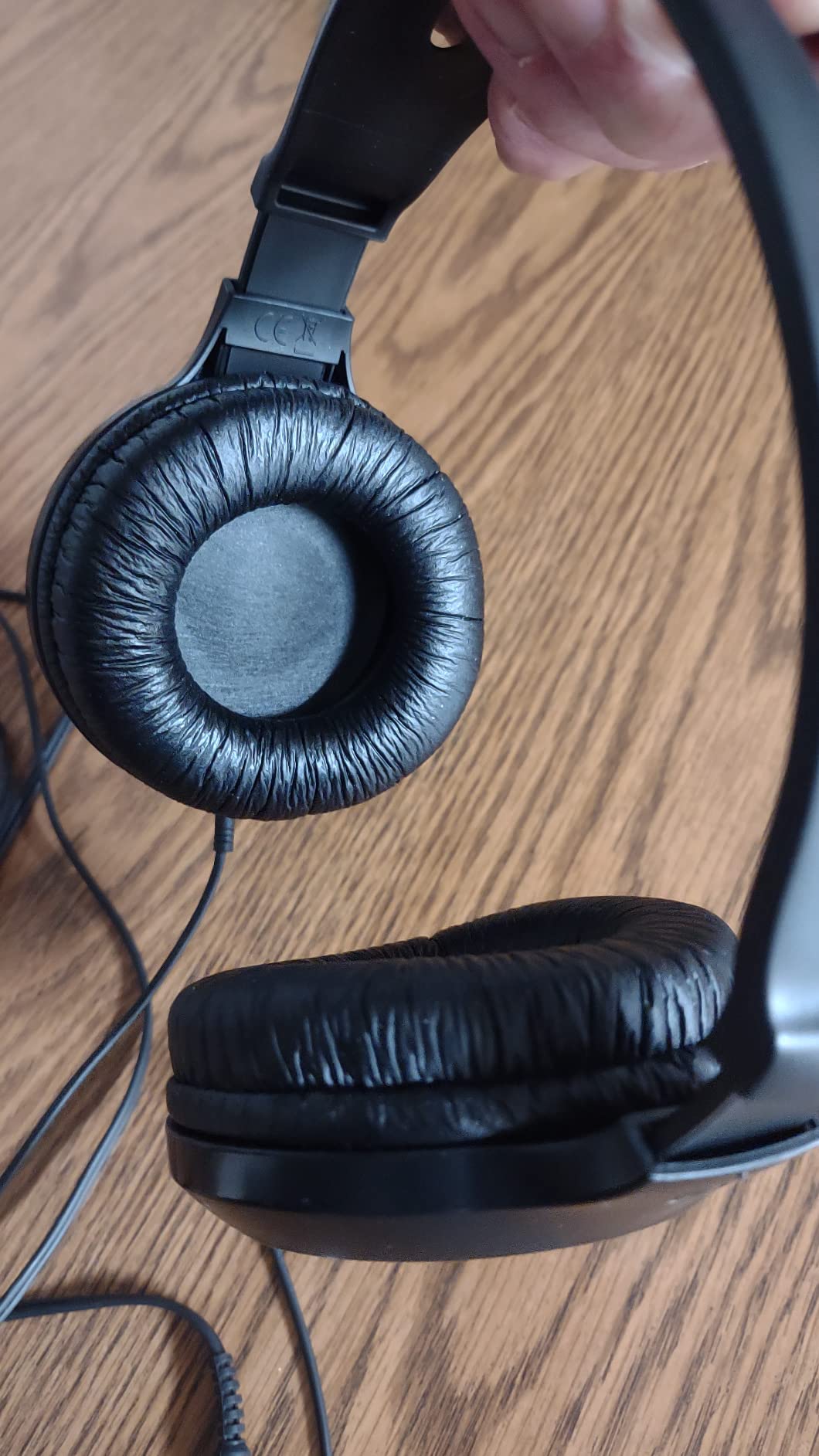 Panasonic Headphones, Lightweight Over the Ear Wired Headphones with Clear Sound and XBS for Extra Bass, Long Cord, 3.5mm Jack for Phones and Laptops - RP-HT161-K (Black) customer photo 1