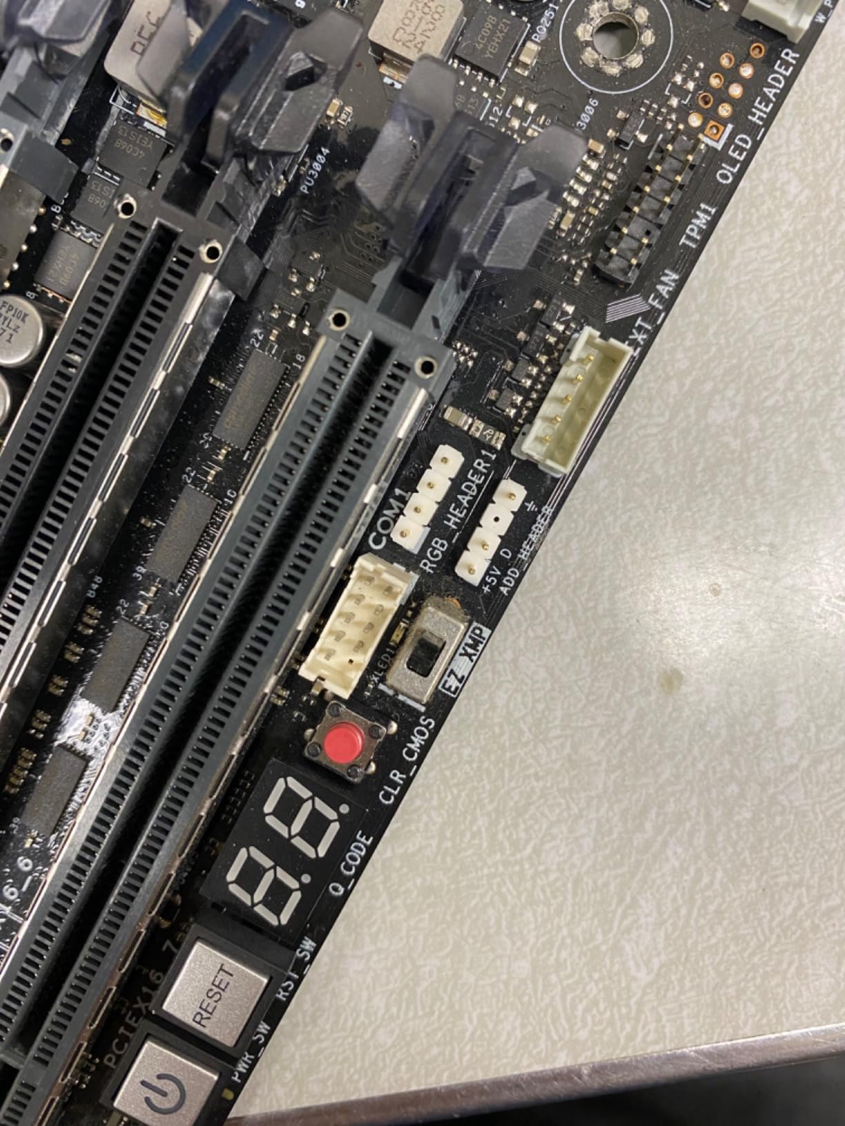 ASUS WS X299 SAGE LGA2066 DDR4 M.2 U.2 X299 CEB Motherboard for Intel Core X-Series Processors with Quad-GPU Support, DDR4 4200MHz, Dual M.2 & U.2 Support customer photo 1