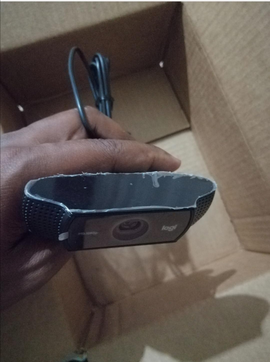 Logitech 1080p Pro Stream Webcam for HD Video Streaming and Recording at 1080p 30FPS (Renewed) customer photo 2
