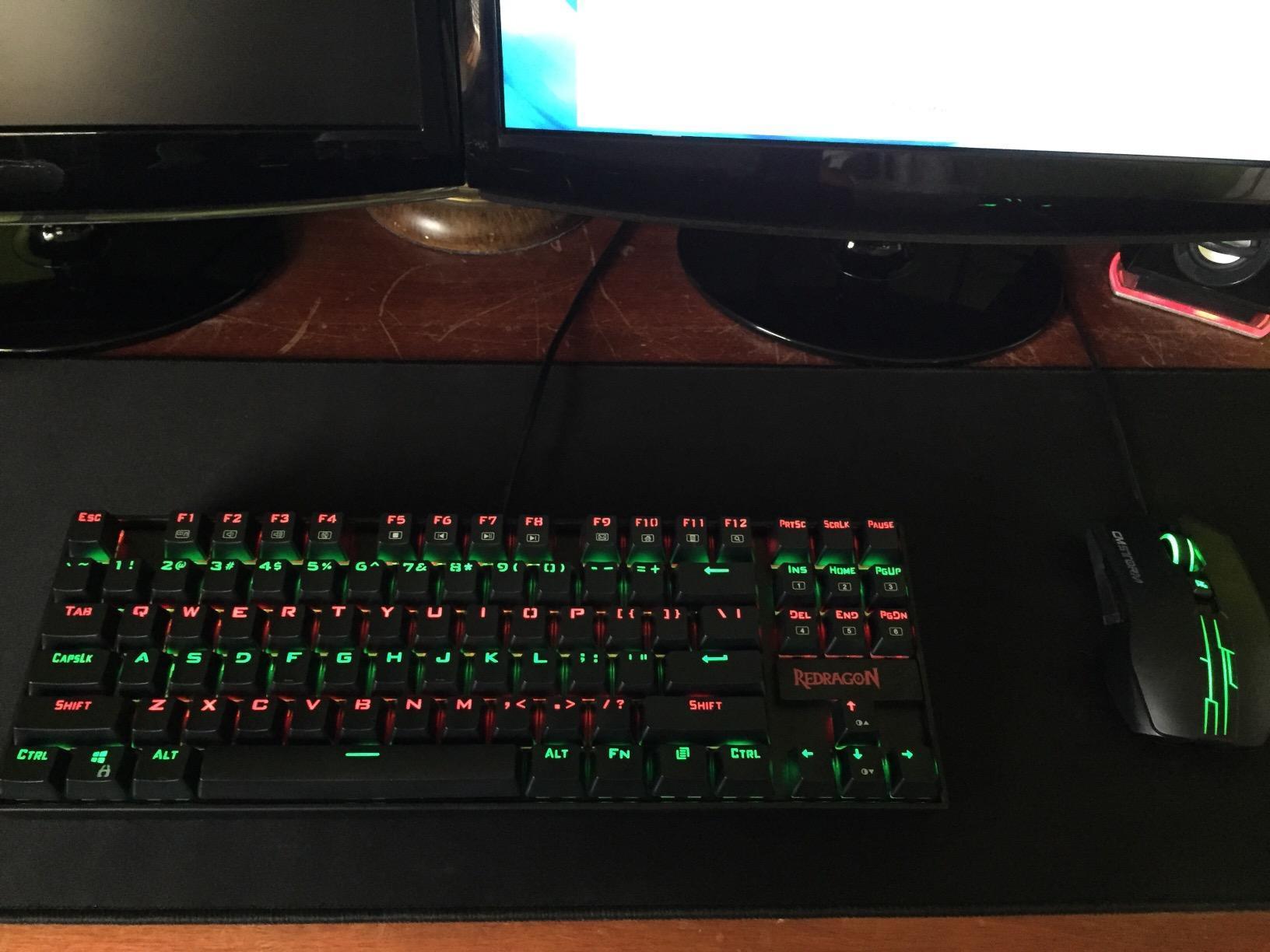 Redragon K552P Mechanical Gaming Keyboard TKL with 18 Backlight Modes, Hot-Swappable Blue Switches, 87-Key Compact Ergonomic Design, N-Key Rollover & Software Programmable Macro - RGB, White customer photo 2