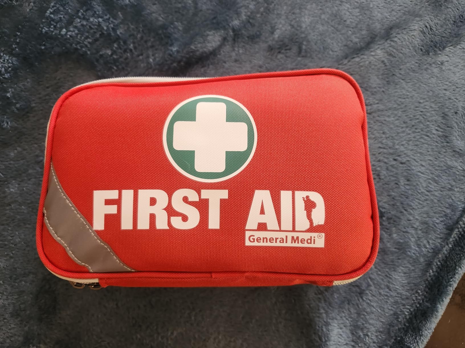 General Medi 2-in-1 First Aid Kit (215 Piece Set) + 43 Piece Mini First Aid Kit - Includes Ice Pack and Emergency Blanket customer photo 2