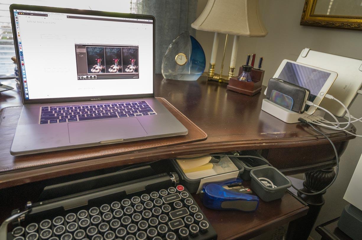 MSTJRY Charging Station for Multiple Devices - 5 Port USB Organizer customer photo 1