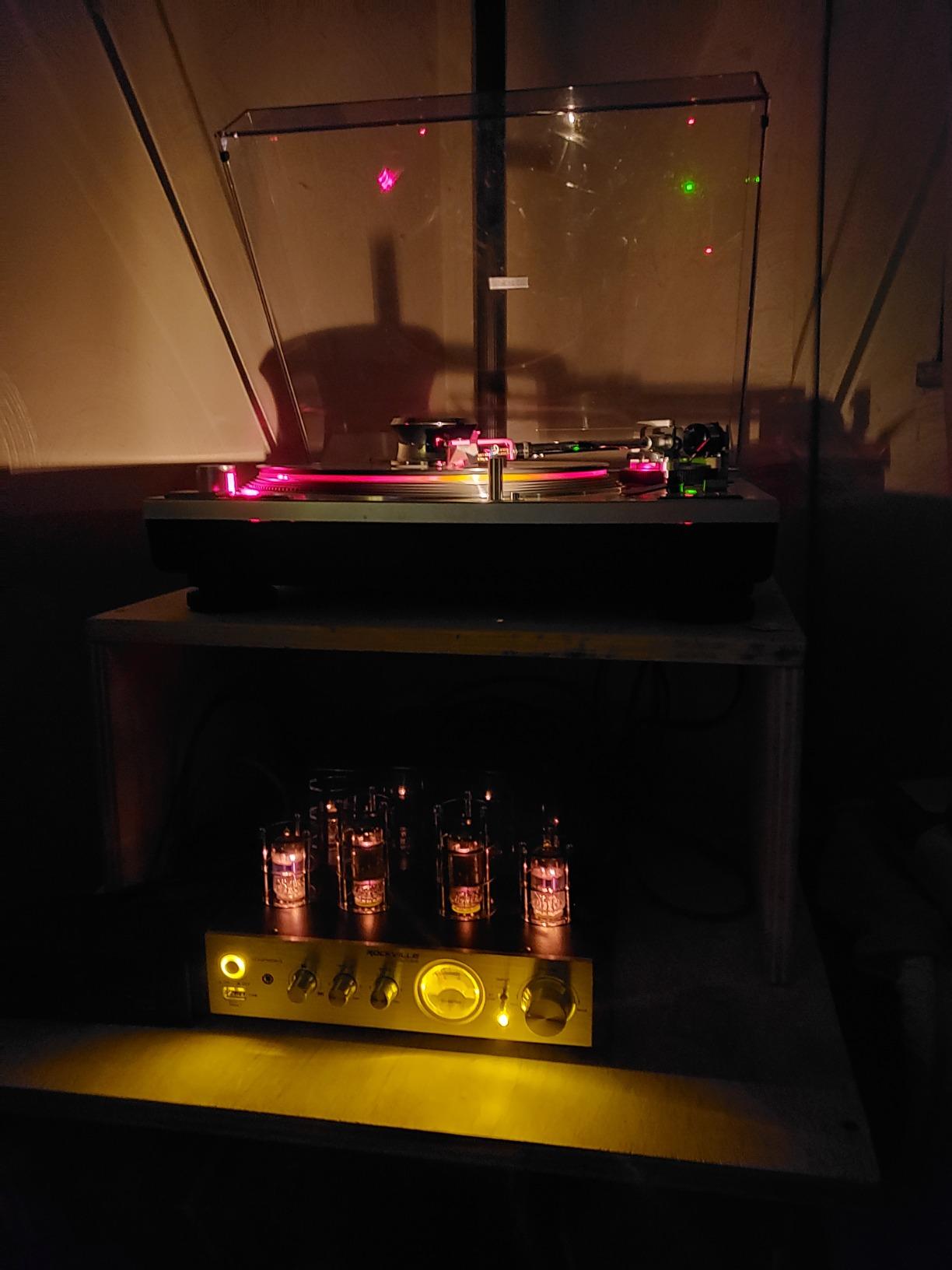 Rockville BluTube 70W Tube Amplifier Stereo Receiver with Bluetooth customer photo 2