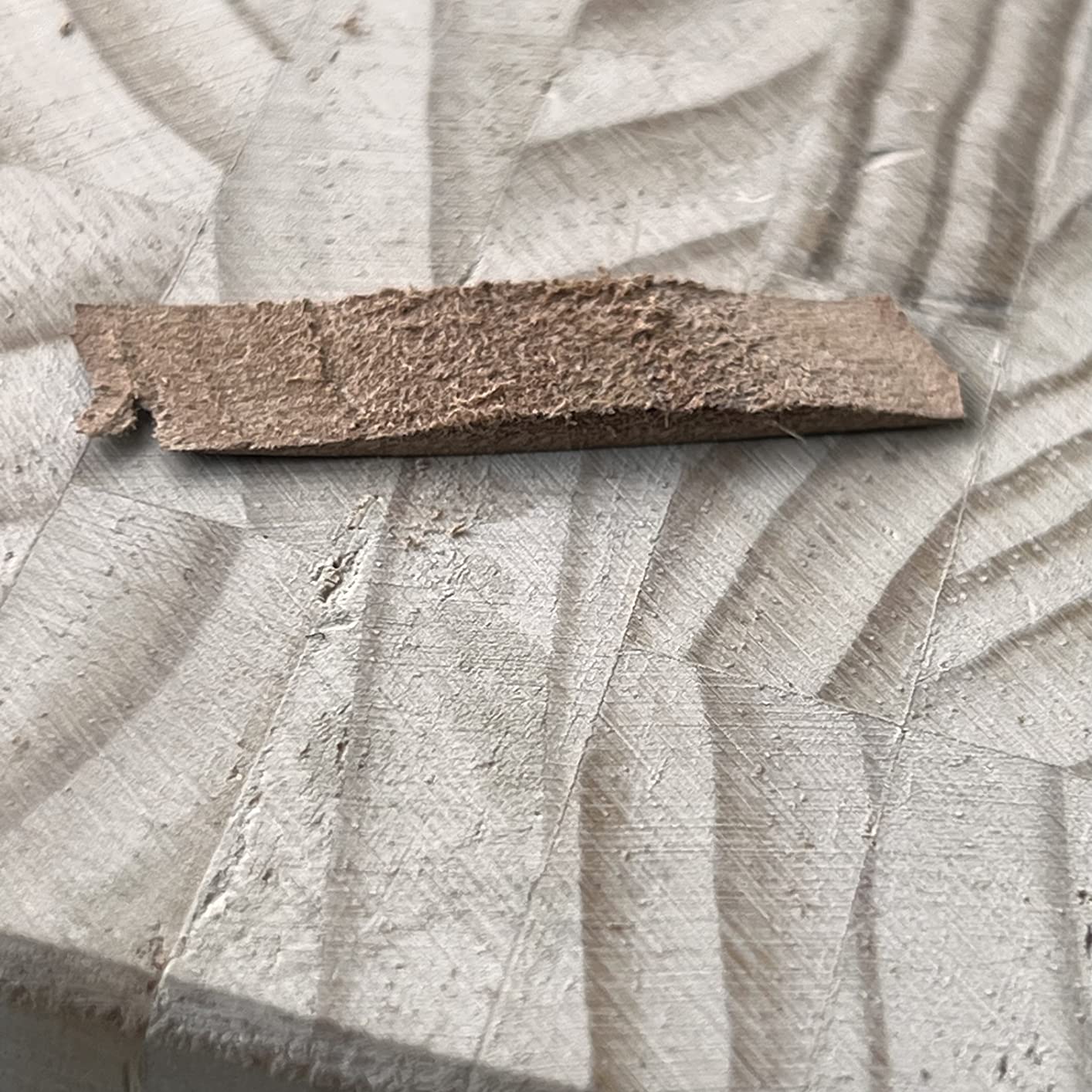 DUJISO Leather Working Knife with Wooden Handle - DIY Leathercraft Cutting Tool customer photo 2