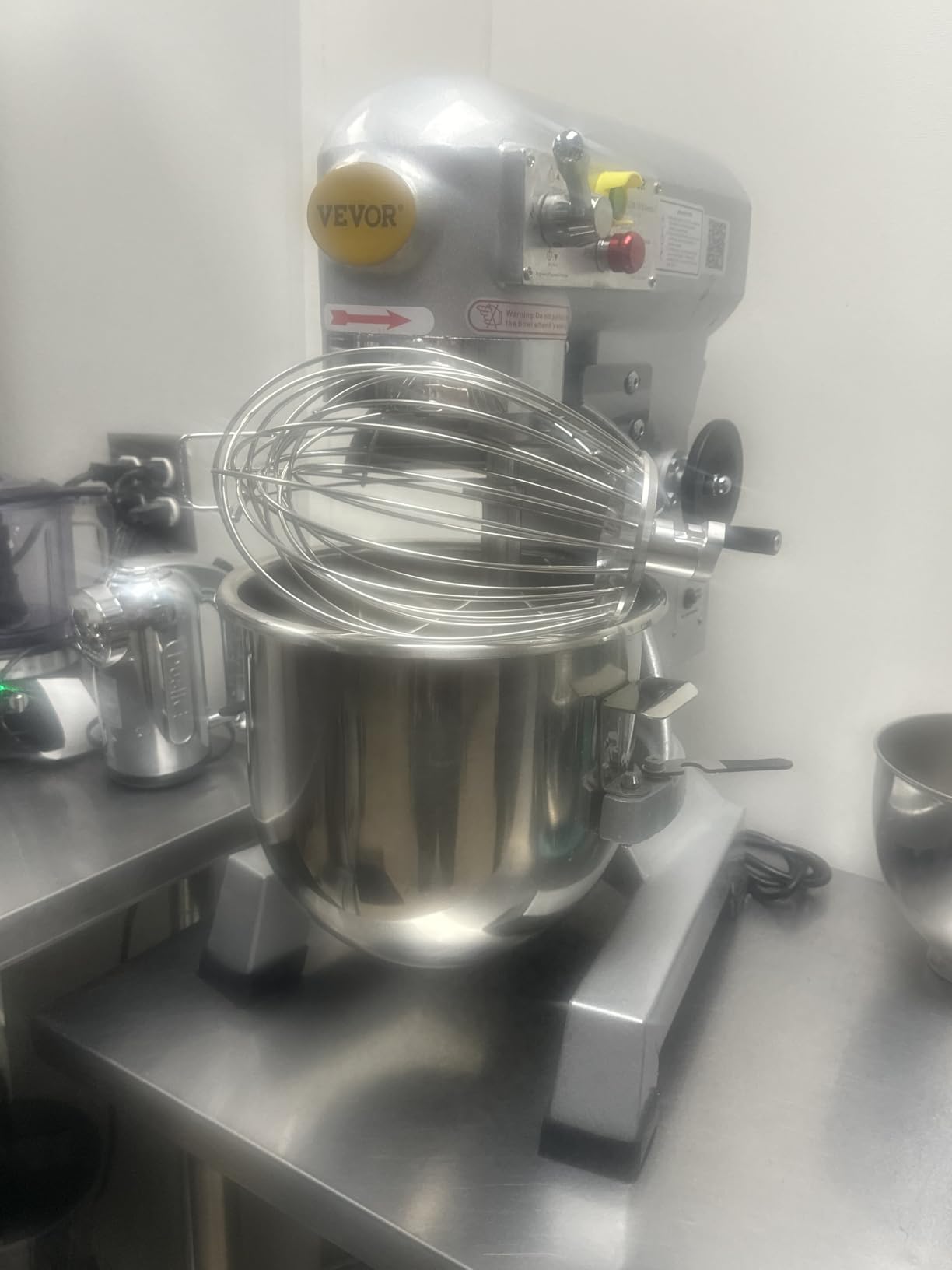 Happybuy 15Qt Commercial Food Mixer with Timing Function, Commercial Mixer 600W Stainless Steel Bowl Heavy Duty Electric Food Mixer Commercial with 3 Speeds Adjustable, Perfect for Bakery Pizzeria customer photo 2