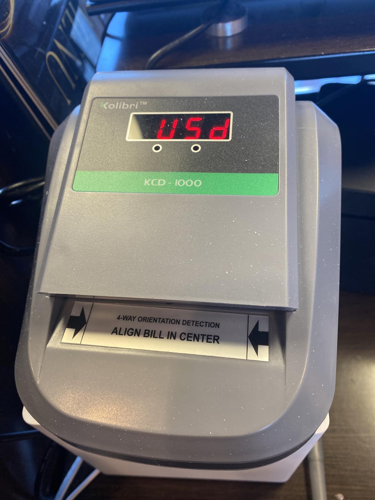 Kolibri KCD-1000 4-Way Orientation Portable Fake Currency Reader and Counterfeit Bill Detector with UV, Magnetic, Infrared Counterfeit Money Detector, Easy Pass/Fail Indicator customer photo 1