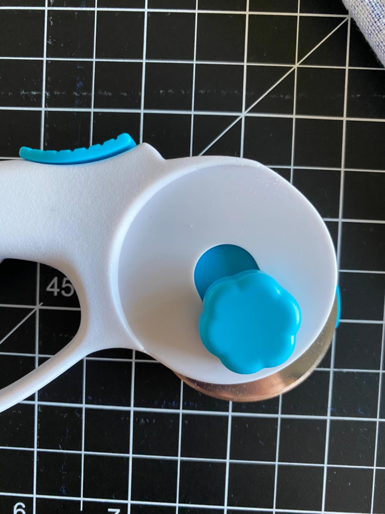 NICAPA 45mm Rotary Cutter for Fabric with Safety Lock Ergonomic Classic Comfort Loop Rotary Cutter (Extra 5pcs Replacement Blades Included) customer photo 1