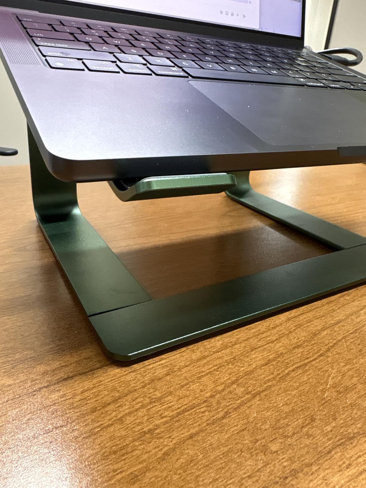 Orionstar Ergonomic Laptop Stand, Premium 5mm Aluminum Riser for 10-15.6 Inch Notebook Computer, Tool-Free Detachable Elevator Holder for Desk Office, Sturdy Riser for Eye-Level Neck Relief, Silver customer photo 1