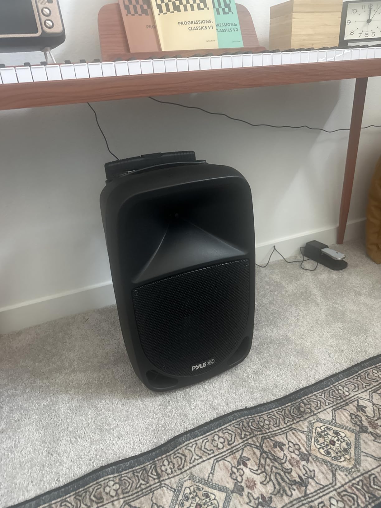 Pyle 800W Portable Bluetooth PA Speaker - 8