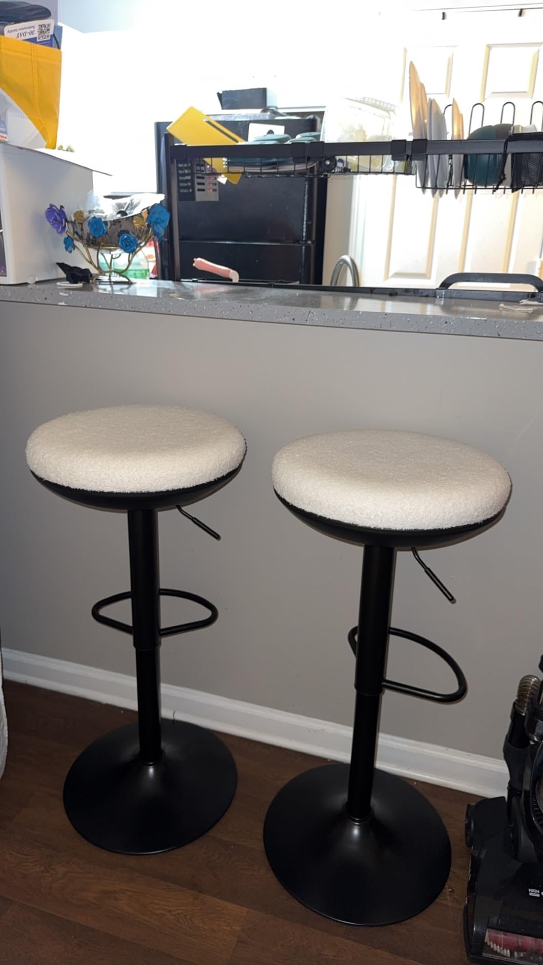 IWMH Standing Desk Stool, Standing Office Stool, Ergonomic Wobble Stools, Adjusting Height and swivels 360° Working seat for Bedroom, Kitchen, Living Room (Black 1) customer photo 1