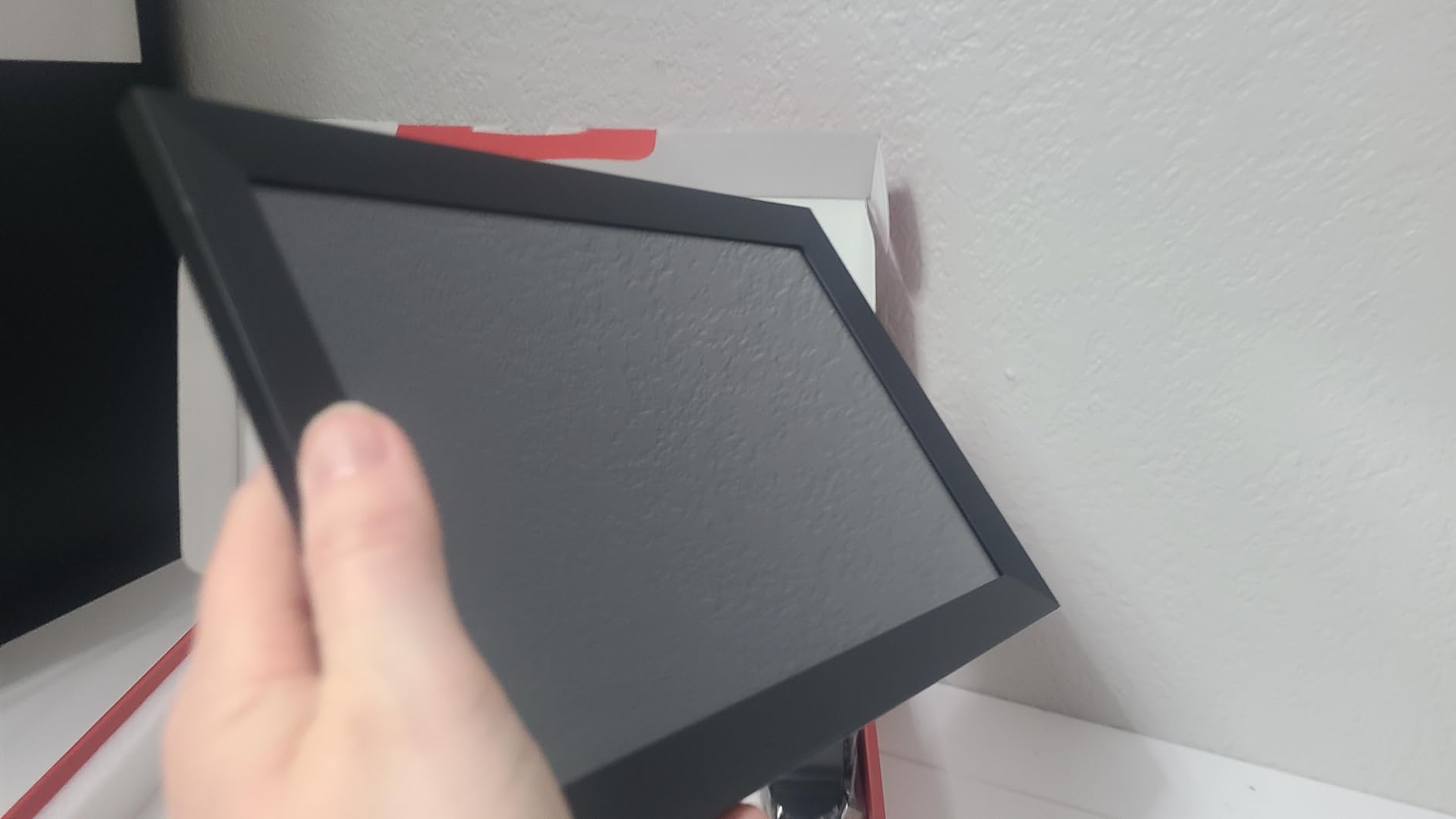 32GB FRAMEO 10.1 Inch Smart WiFi Digital Photo Frame 1280x800 IPS LCD Touch Screen, Auto-Rotate Portrait and Landscape, Built in 32GB Memory, Share Moments Instantly via Frameo App customer photo 2