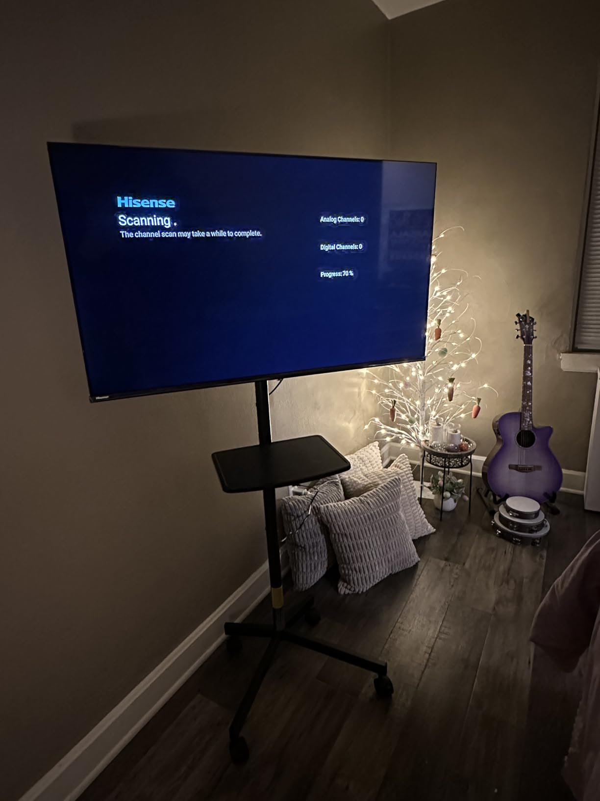 PERLESMITH Rolling TV Stand, Mobile TV Stand for 23-60 Inch LCD LED TVs, Tilt TV Stand Wheels Holds up to 88Lbs, Portable TV Stand for Bedroom with Shelf, Outdoor TV Stand Max VESA 400x400mm PSTVMC06 customer photo 2