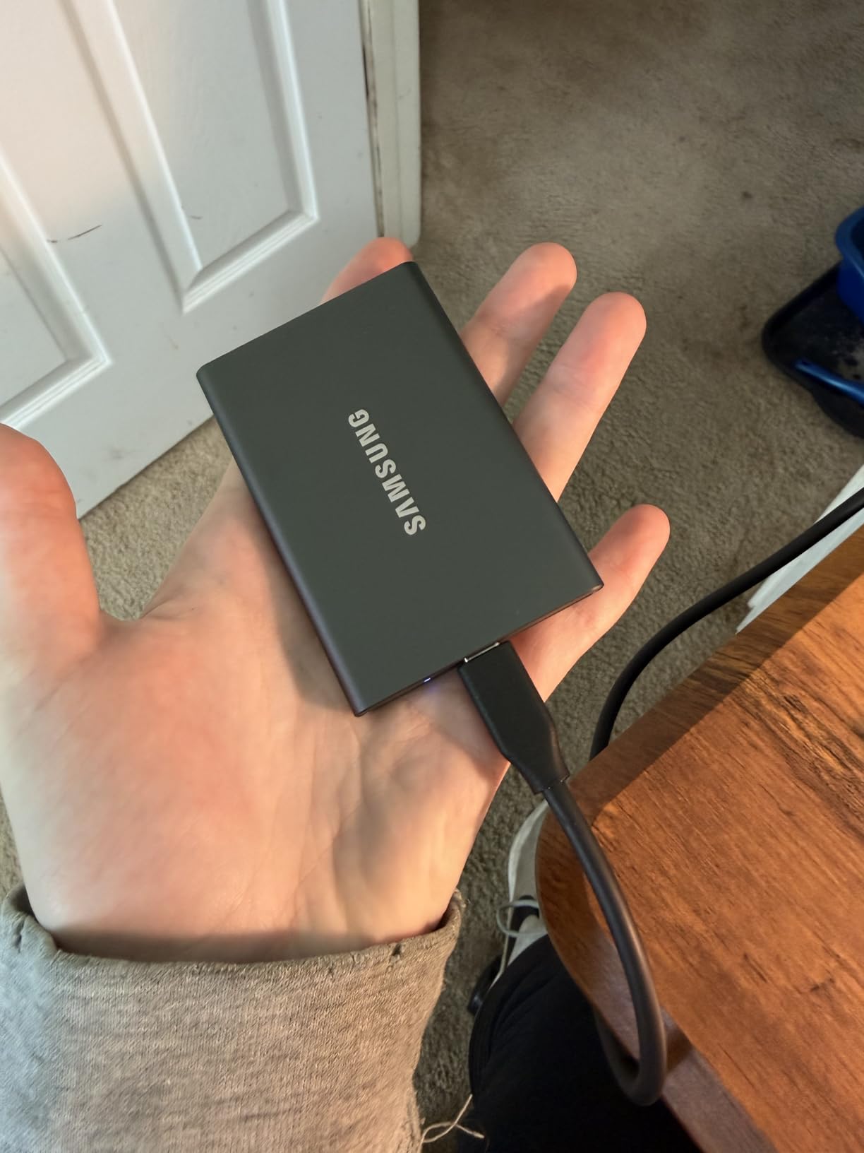 Samsung T7 Portable SSD, 1TB External Solid State Drive, Speeds Up to 1,050MB/s, USB 3.2 Gen 2, Reliable Storage for Gaming, Students, Professionals, MU-PC1T0T/AM, Gray customer photo 1