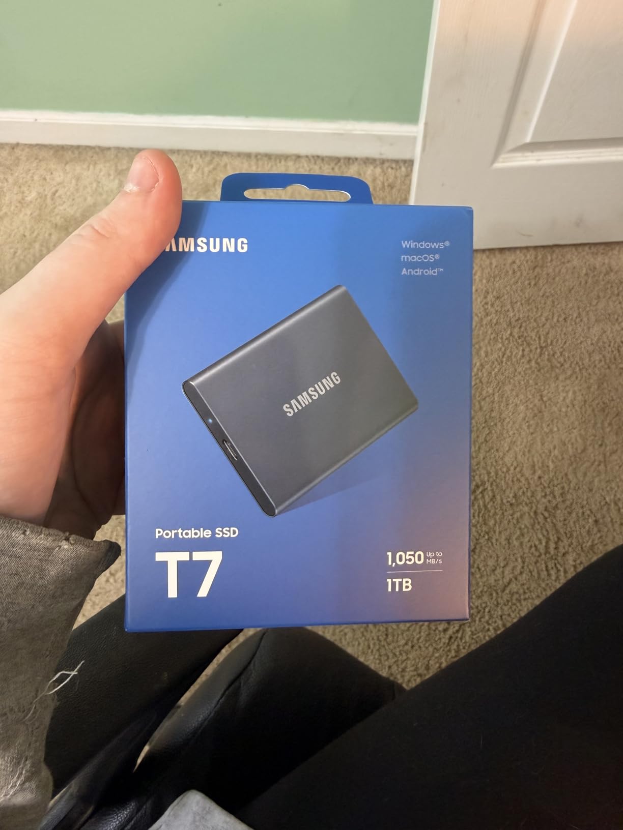 Samsung T7 Portable SSD, 2TB External Solid State Drive, Speeds Up to 1,050MB/s, USB 3.2 Gen 2, Reliable Storage for Gaming, Students, Professionals customer photo 2