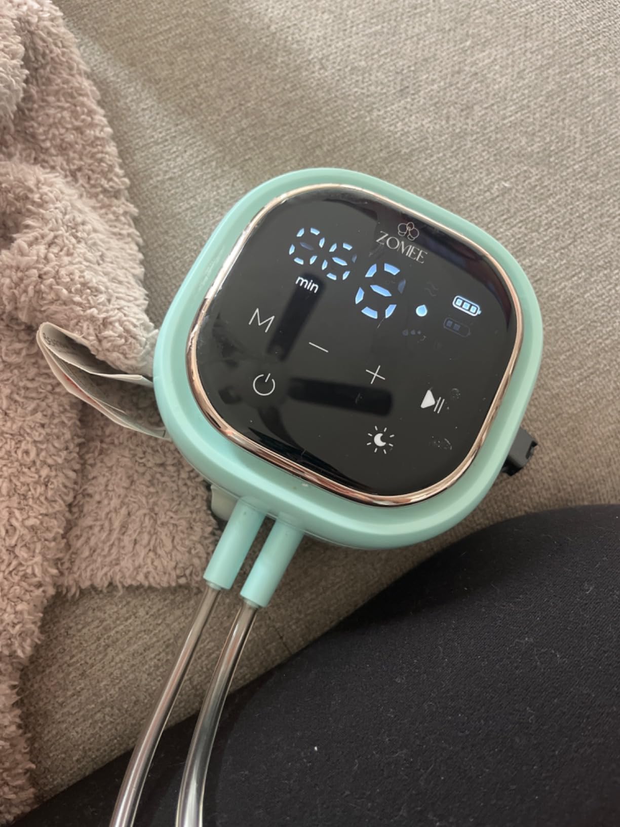 Zomee Z2 Double Electric Breast Pump - with Expression, Massage, and 2-Phase Modes - Hospital Grade Rechargeable, Portable, Hands Free Wearable Breast Pump customer photo 2