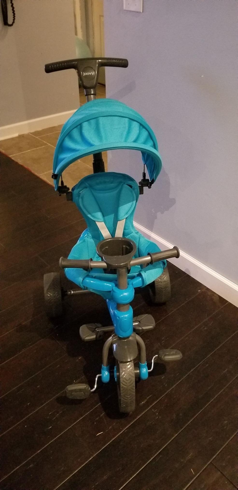 Joovy Tricycoo 4.1 Kids Tricycle with 4-Stages Featuring Extra-Wide Front Tire, Removable and Adjustable Parent Handle, Safety Harness, Machine-Washable Seat Pad, and Retractable Canopy customer photo 1