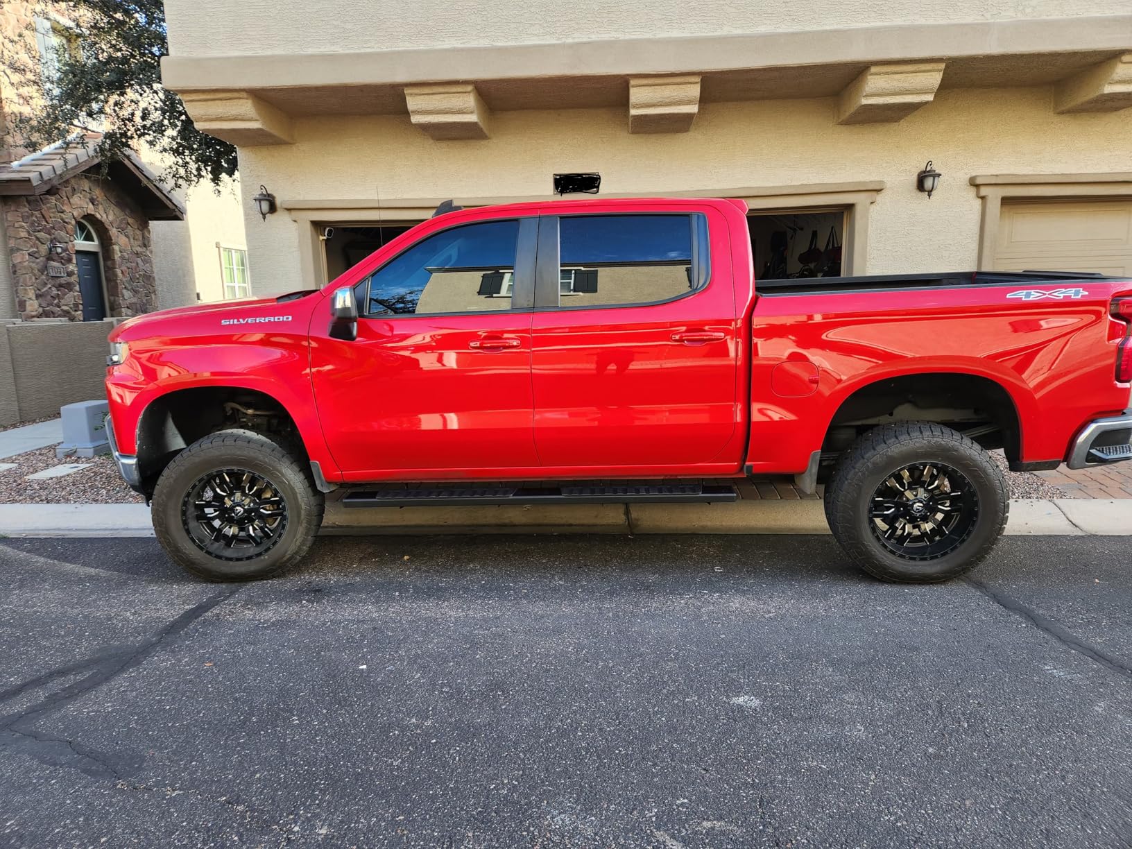 COMNOVA 6 Inches Running Boards & Steps Nerf Bars Compatible with 2019-2026 Chevy Silverado 1500, 2020-2026 Silverado/Sierra 2500/3500HD Crew Cab,Running Boards for Silverado, Stainless Steel Slider customer photo 2
