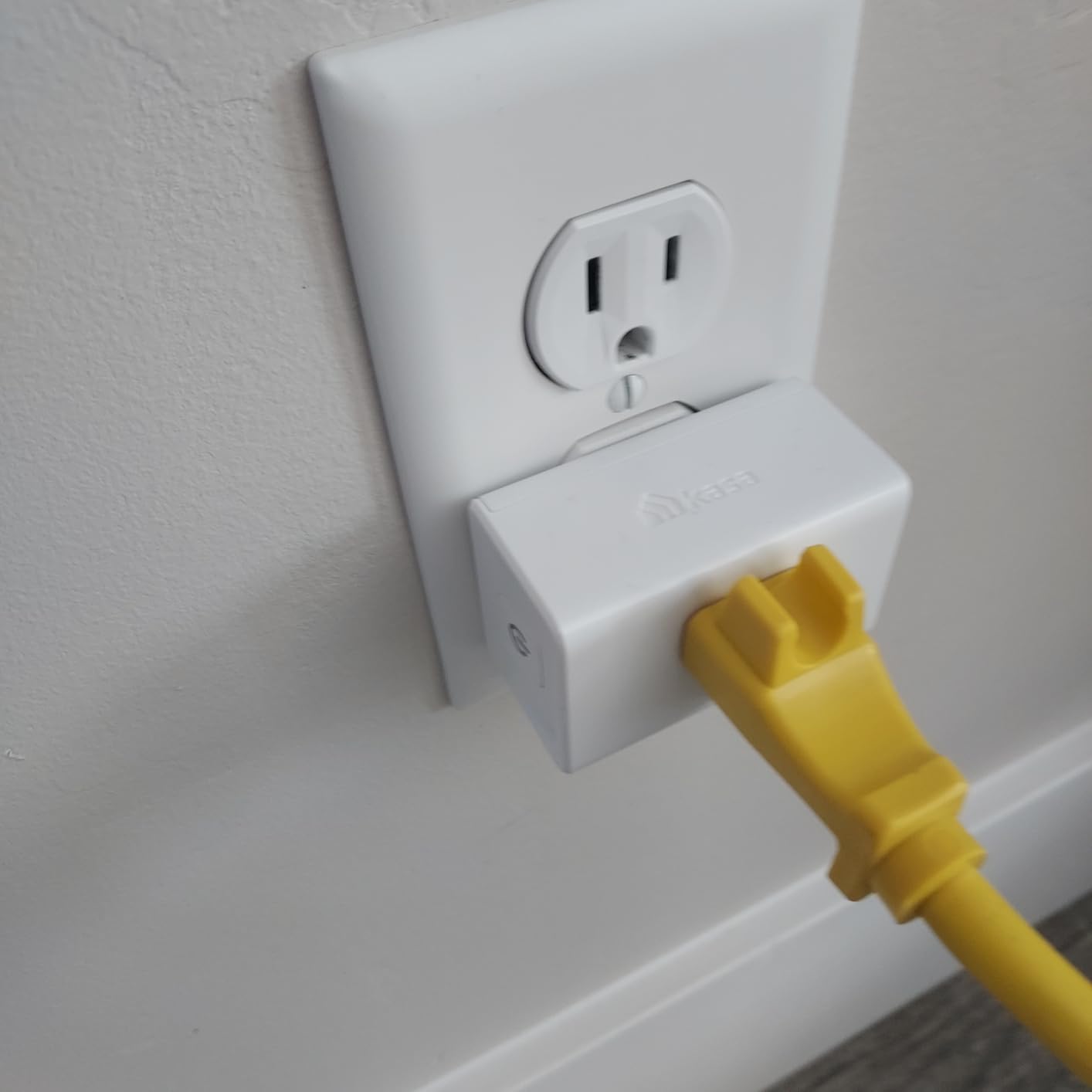 Kasa Smart Plug Mini 15A, Smart Home Wi-Fi Outlet Works with Alexa, Google Home & IFTTT, No Hub Required, UL Certified, 2.4G WiFi Only, 4-Pack customer photo 2