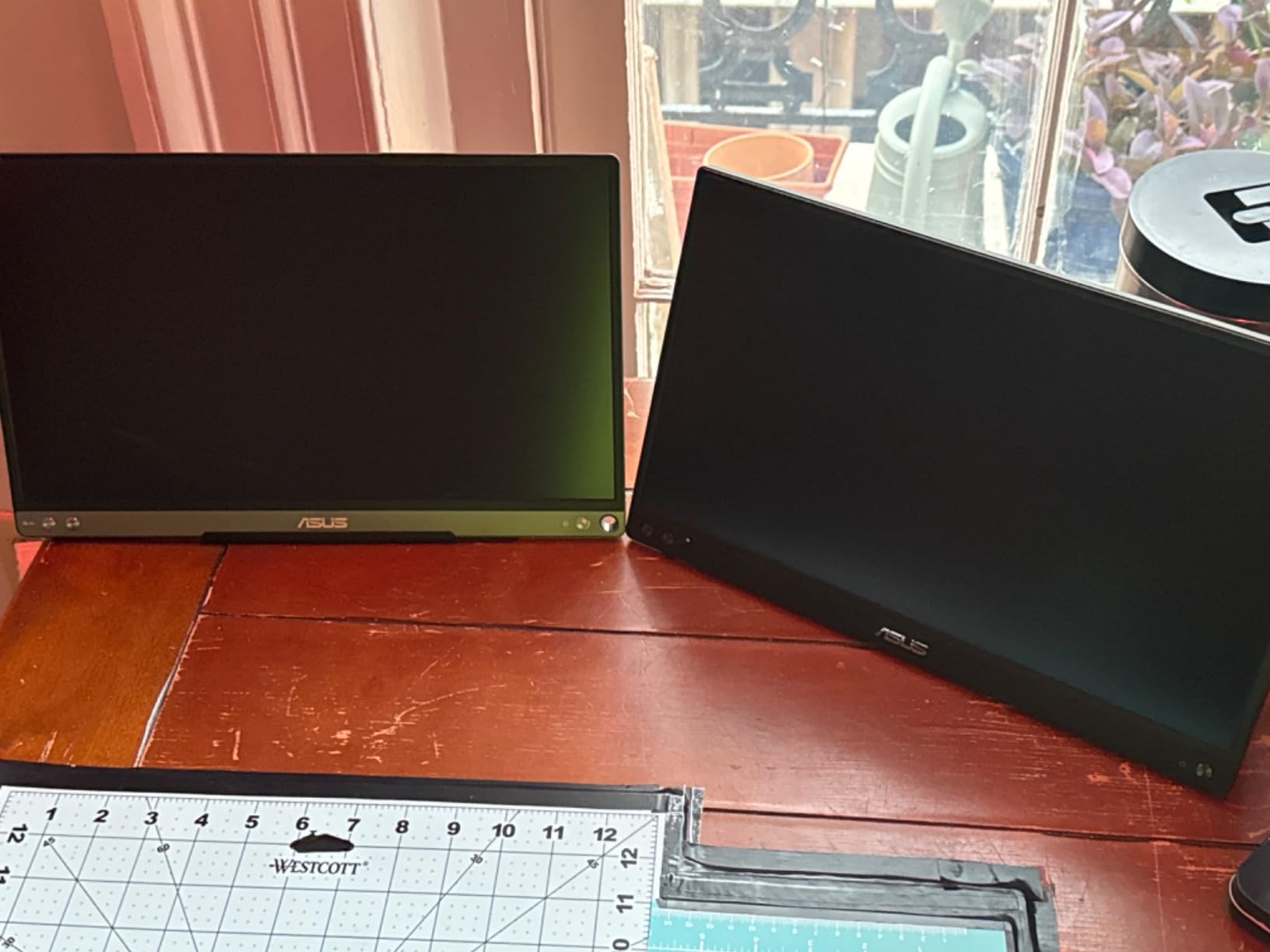 ASUS ZenScreen 15.6 Inch Portable Monitor - 1080P, Full HD, IPS, USB Type-C, Eye Care, Kickstand, 3-Year Warranty - MB16ACV customer photo 1