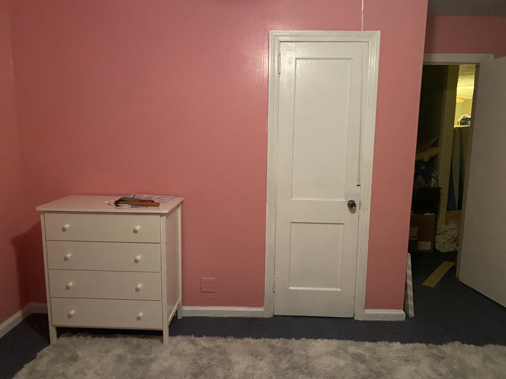 Sorelle Furniture Farmhouse 3-Piece Nursery Set with 4-in-1 Convertible Crib, 4-Drawer Dresser, and Changing Table with Shelves, Baby Furniture Made of Wood, Non-Toxic Finish-Weathered White customer photo 2