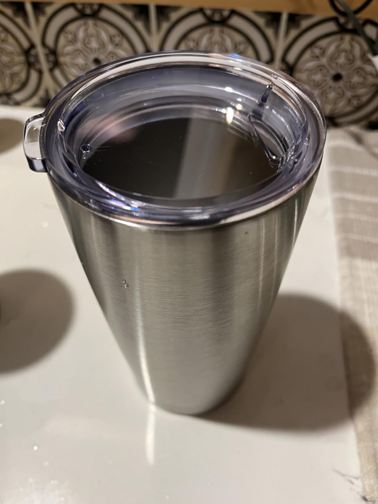 HASLE OUTFITTERS 20oz Tumblers Stainless Steel Mugs with Lid Double Wall Vacuum Insulated Coffee Cups for Cold & Hot Drinks (20oz-Black, 12 Pack) customer photo 1