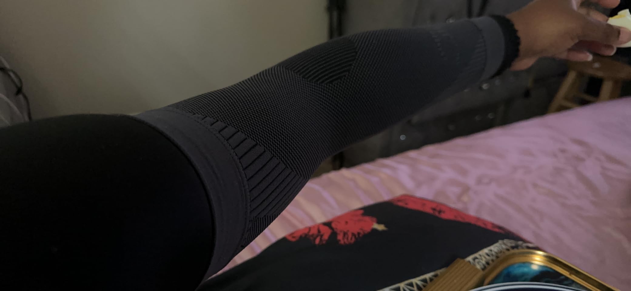 KEKING Compression Arm Sleeves, Pair, Firm 20-30mmHg Graduated Compression Full Arm Support for Recovery, Pain Relief, Tendonitis customer photo 2