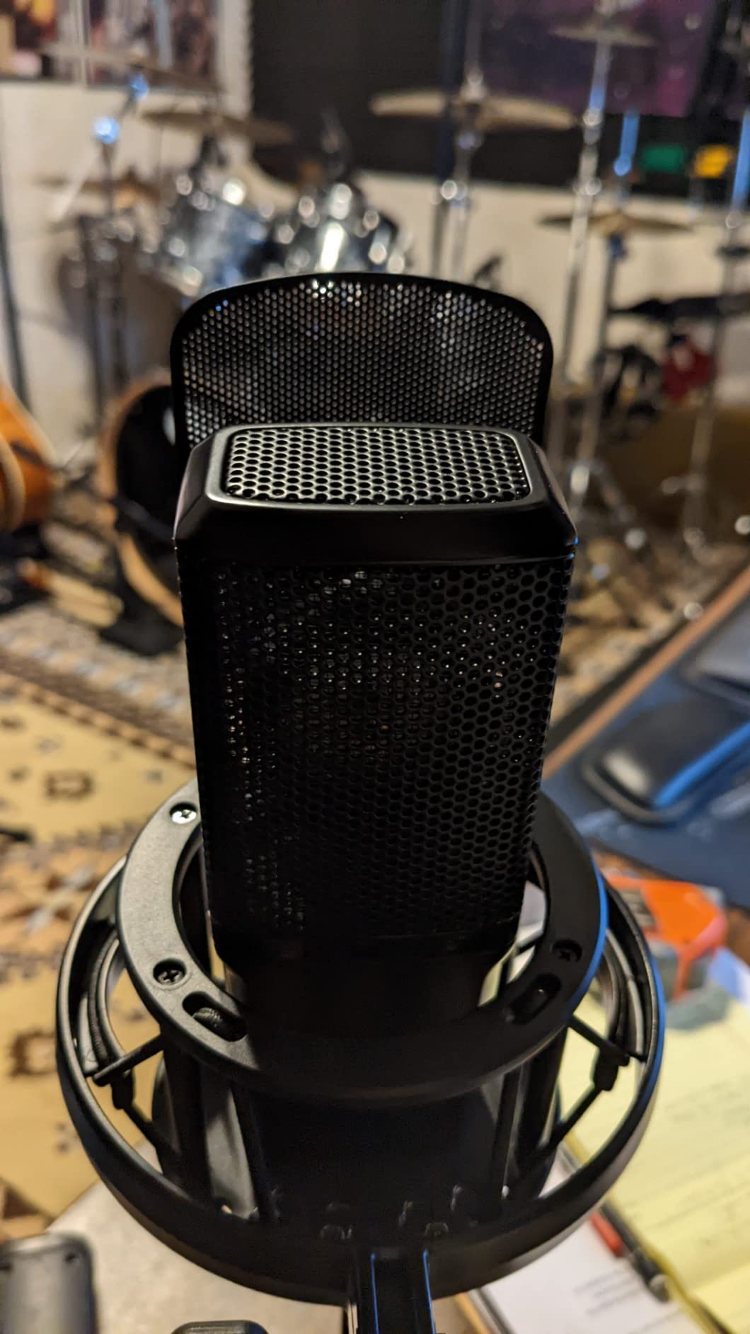 MAONO XLR Condenser Microphone with 34mm Large Diaphragm, Professional Cardioid Studio Mic for Podcasting, Recording, Streaming, Vocals, Voice Over, Music, ASMR(PM500) customer photo 2