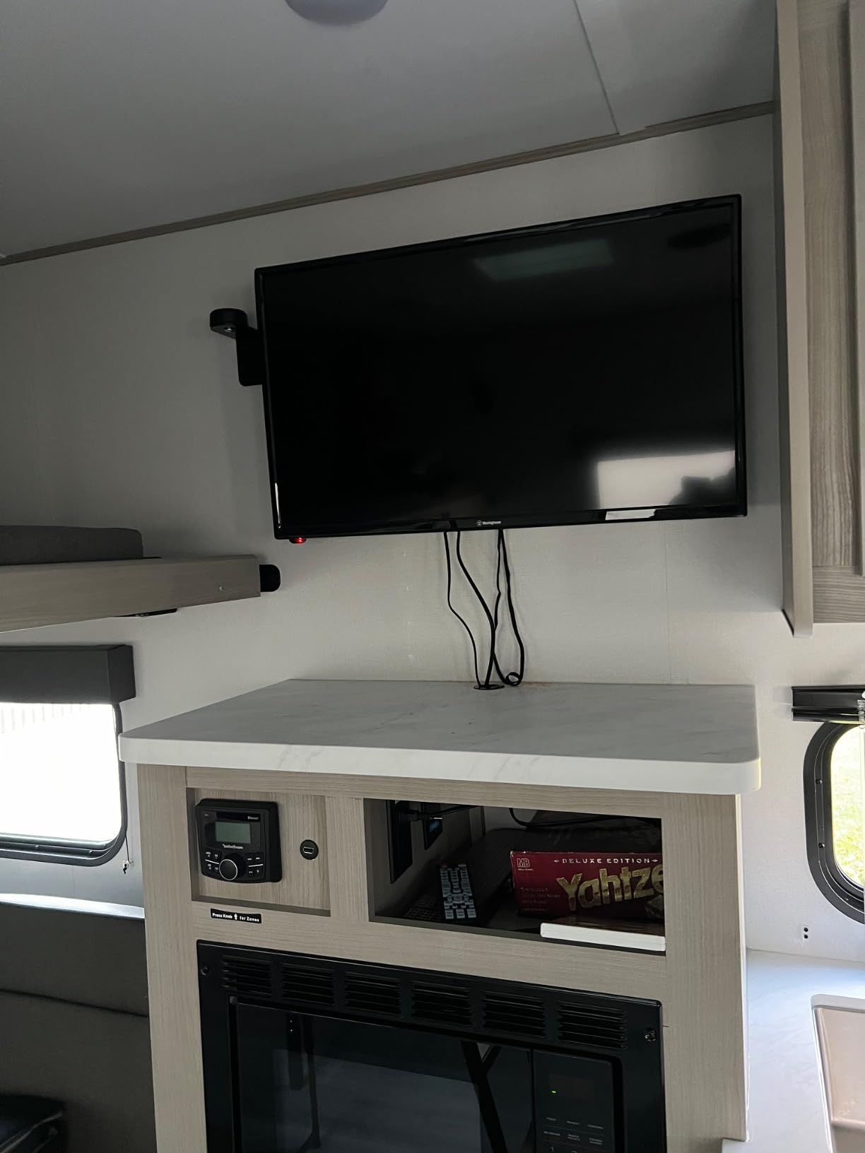 Westinghouse 24 Inch TV with DVD Player Built in, HD LED Small Flat Screen Non-Smart Television DVD Combo, RV Camper, Works with Fire Stick, Roku, Apple TV, TiVo, Xumo, and Streaming Devices. customer photo 2