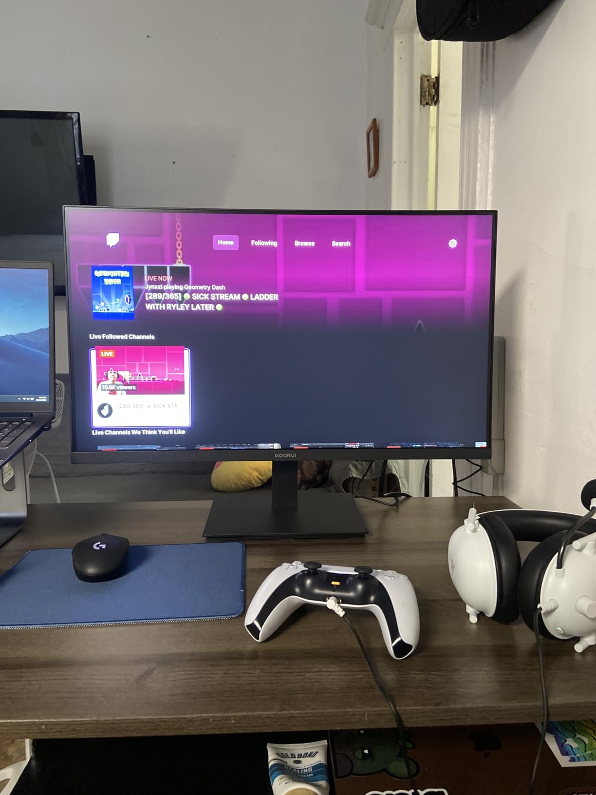 KOORUI 24-inch Computer Monitor Full HD 1920 x 1080p 100Hz VA Display 4000:1 Contrast Ratio with HDMI VGA, TÜV Rheinland Certified, 100 x 100 mm VESA Mountable, Ultra-Slim Design, Tilt, Black, E2412F customer photo 2