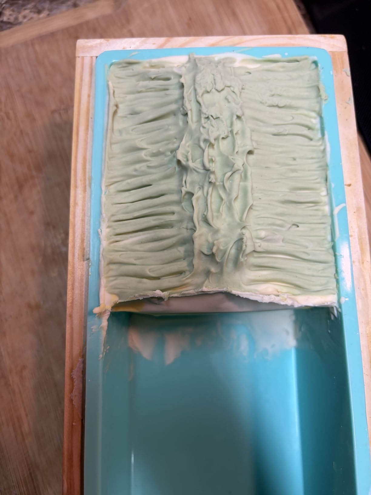Wooden Soap Molds for Soap Making Large- 5 lb Soap Molds Loaf with Cover, Rectangle Silicone Soap Loaf Molds 77 oz customer photo 1