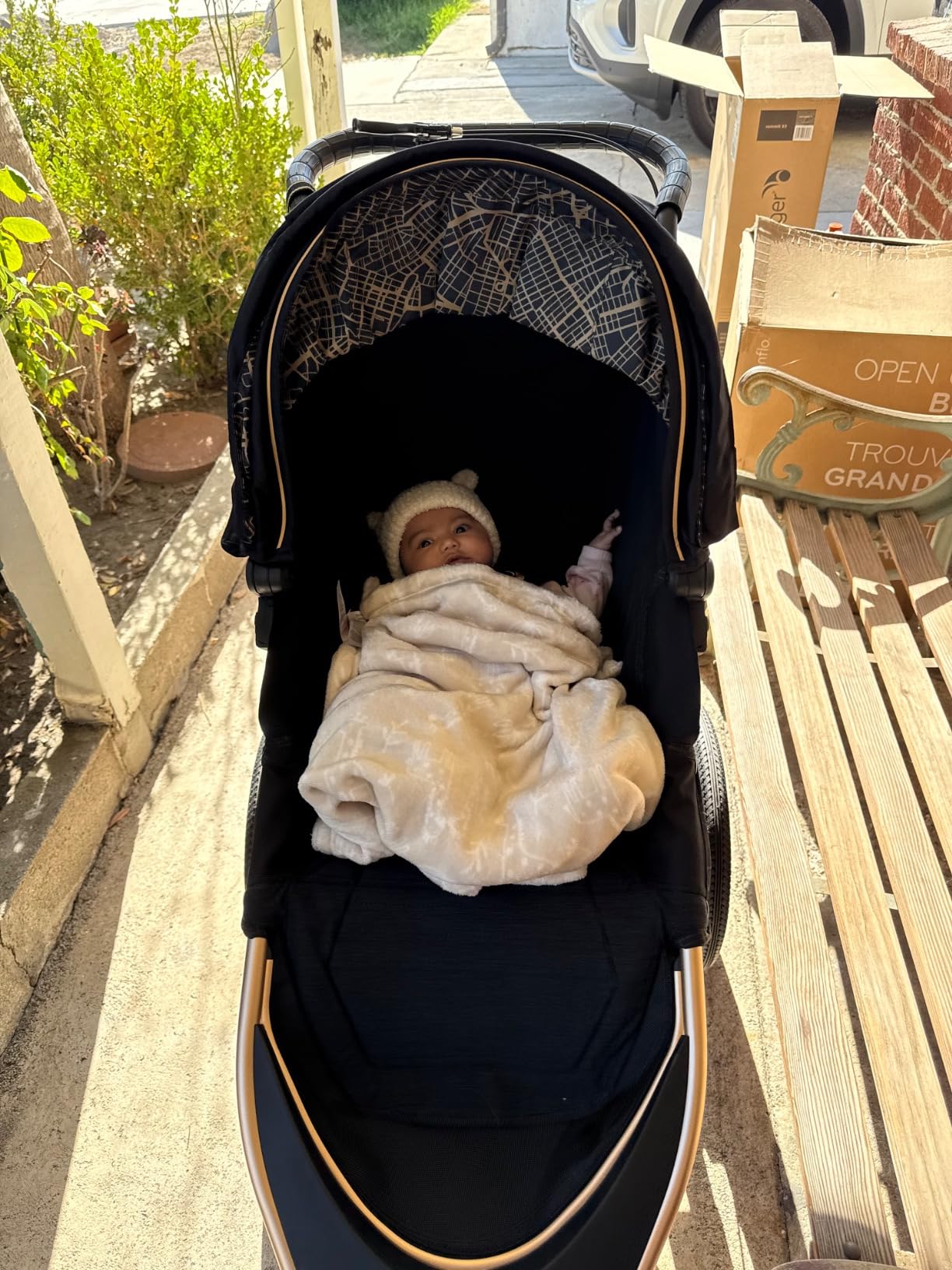 Baby Jogger Summit X3 3-Wheel Jogging Stroller with Hand Brake One-Hand Compact Fold & All-Wheel Suspension, City Royalty customer photo 1