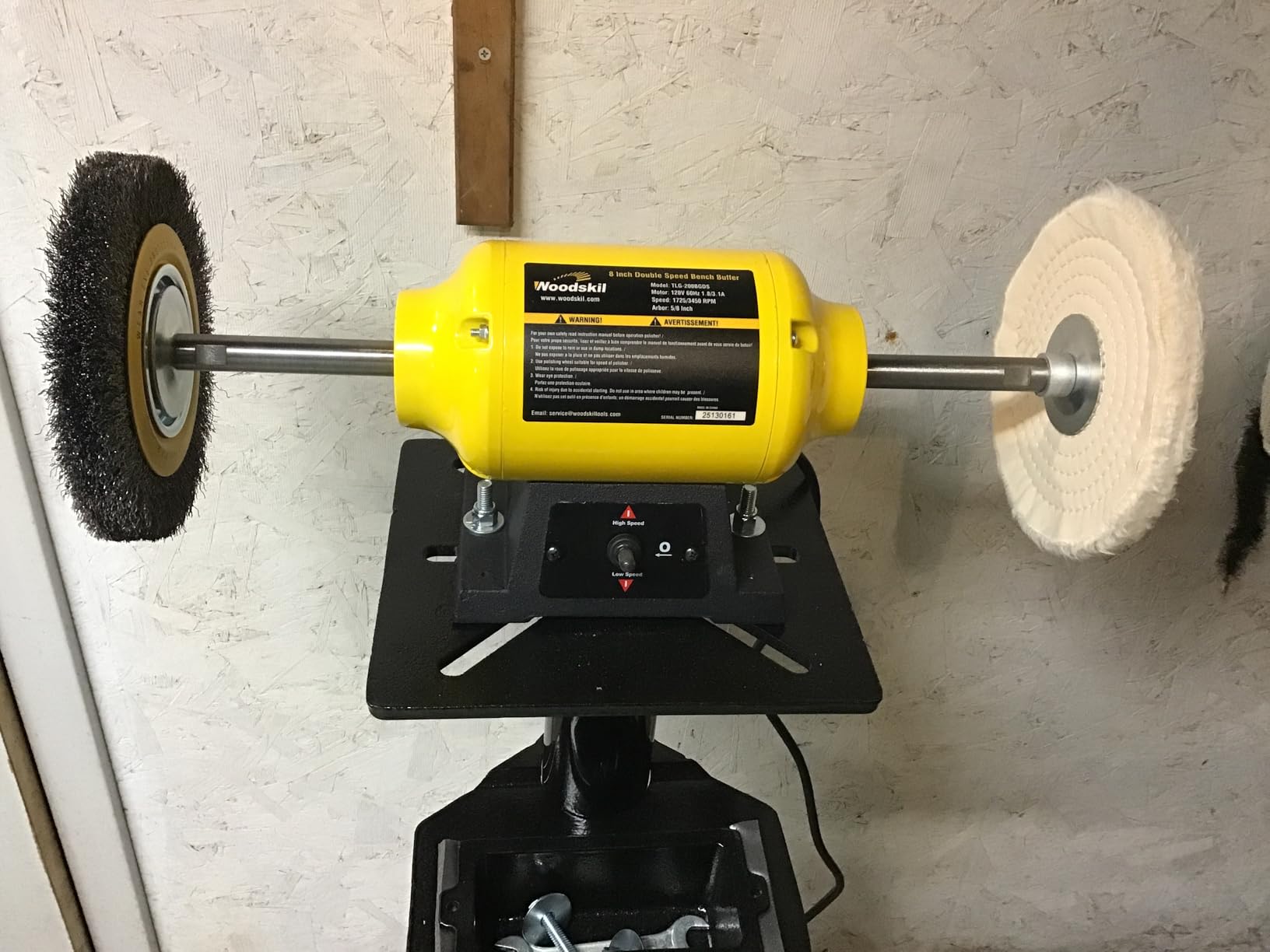 3/4HP Bench Buffer Polisher 4.8A, 8 inch Jewelry Buffer Polisher Machine, 3600 RPM Powerful Bench Polisher with Dual cotton Wheels for Jewelry, Metal, Wood, Jade, Knife, Plastic customer photo 1