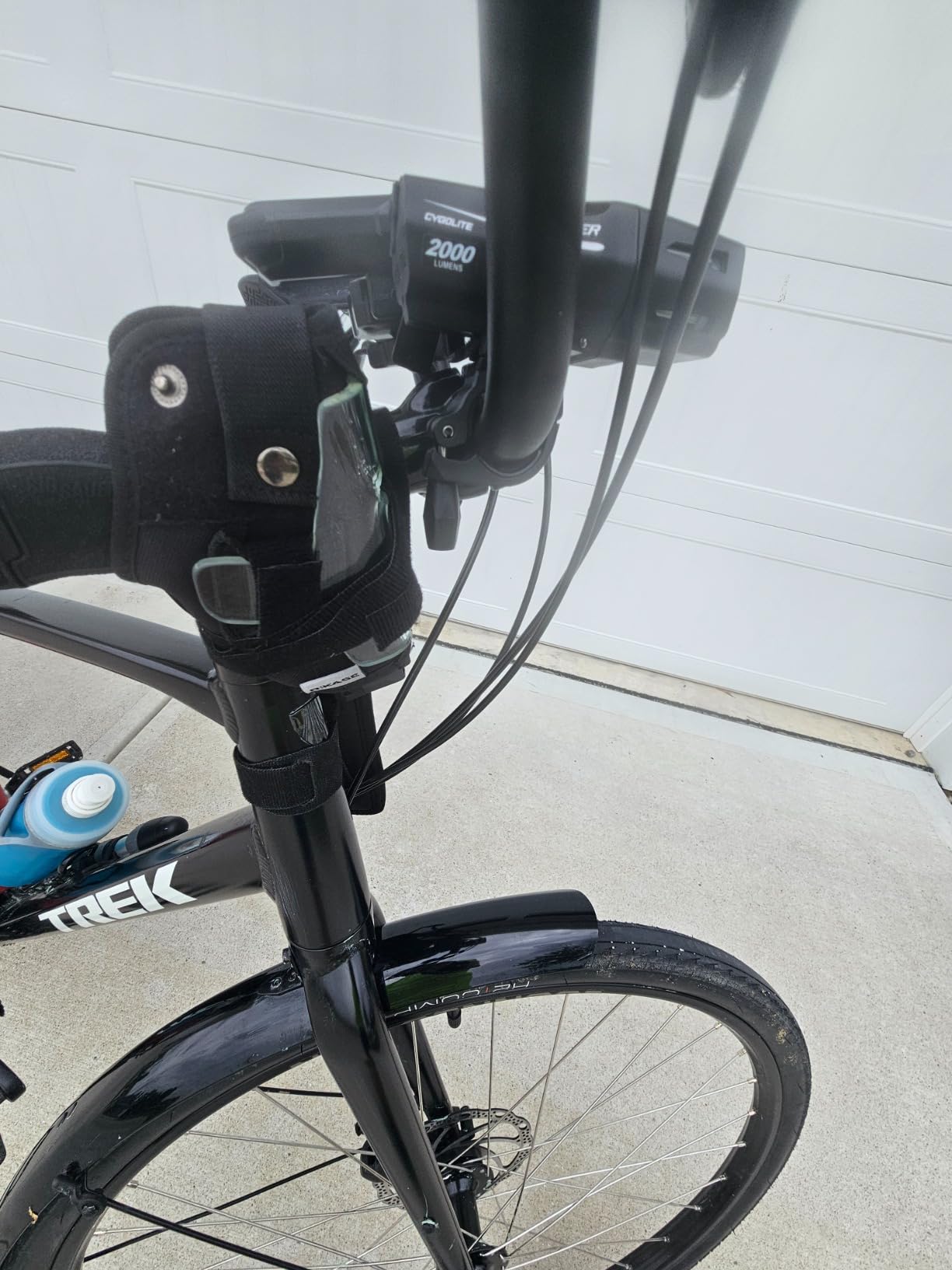 Cygolite Ranger 2000, 1800, 1500 Lumen Endurance Bike Lights - Ultra High Run Time, 9 Light Modes, Fine Tuneable Brightness, IP67 Waterproof, USB Rechargeable, Road & Mountain customer photo 2