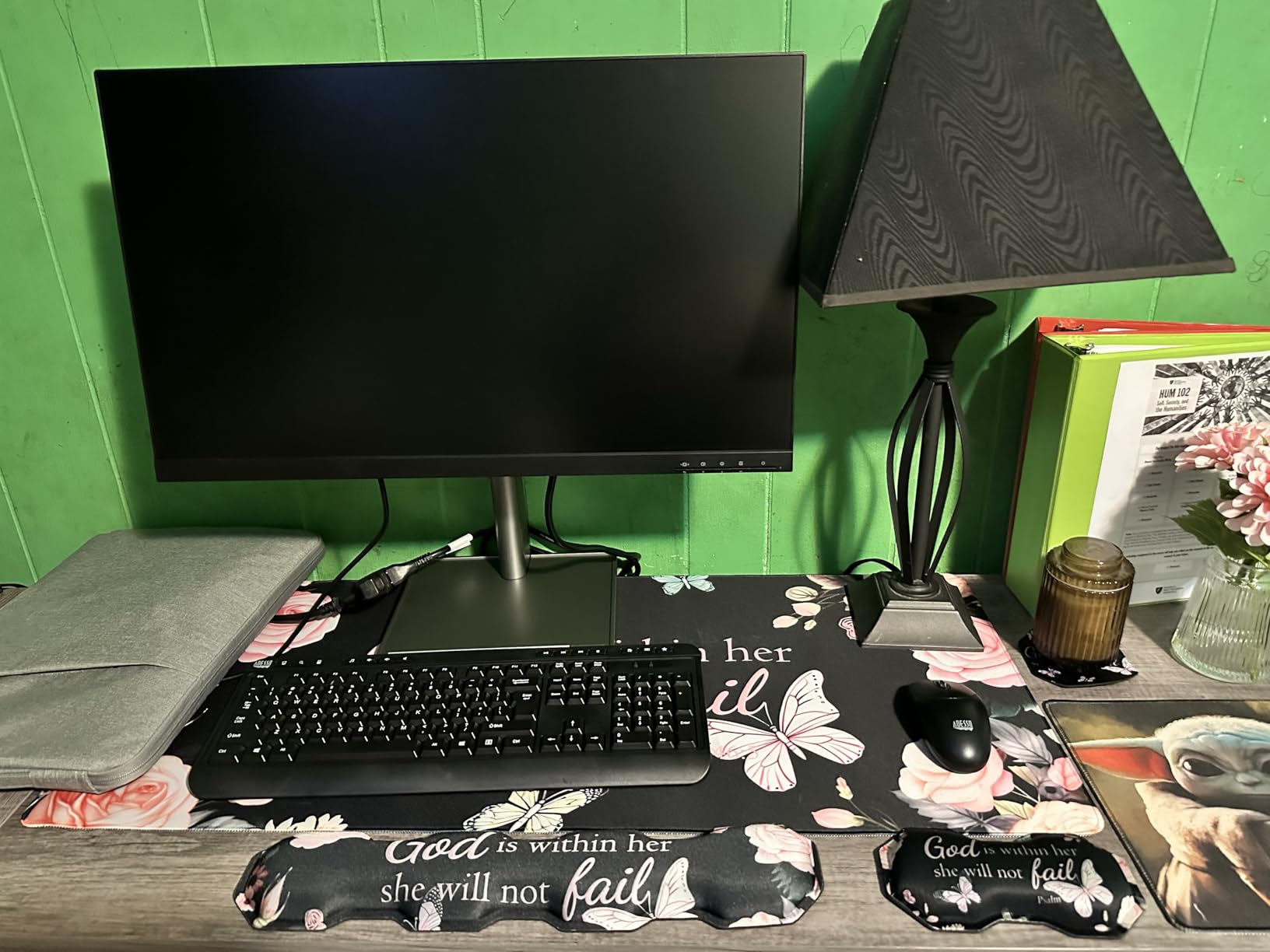 Lenovo L27m-30 Monitor - 27 Inch FHD - 75 Hz - AMD FreeSync - Low Blue Light Certified - Height, Swivel, Pivot, Tilt Stand - Integrated Speakers - HMDI & VGA & USB-C (75W), Grey customer photo 1
