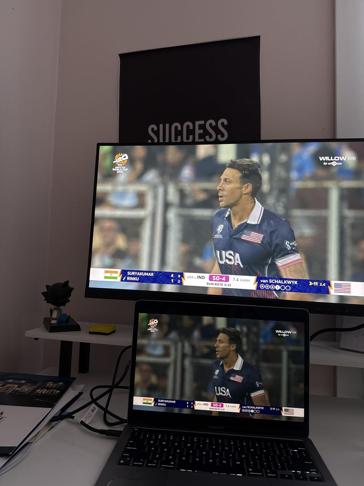 Lenovo L27m-30 Monitor - 27 Inch FHD - 75 Hz - AMD FreeSync - Low Blue Light Certified - Height, Swivel, Pivot, Tilt Stand - Integrated Speakers - HMDI & VGA & USB-C (75W), Grey customer photo 2
