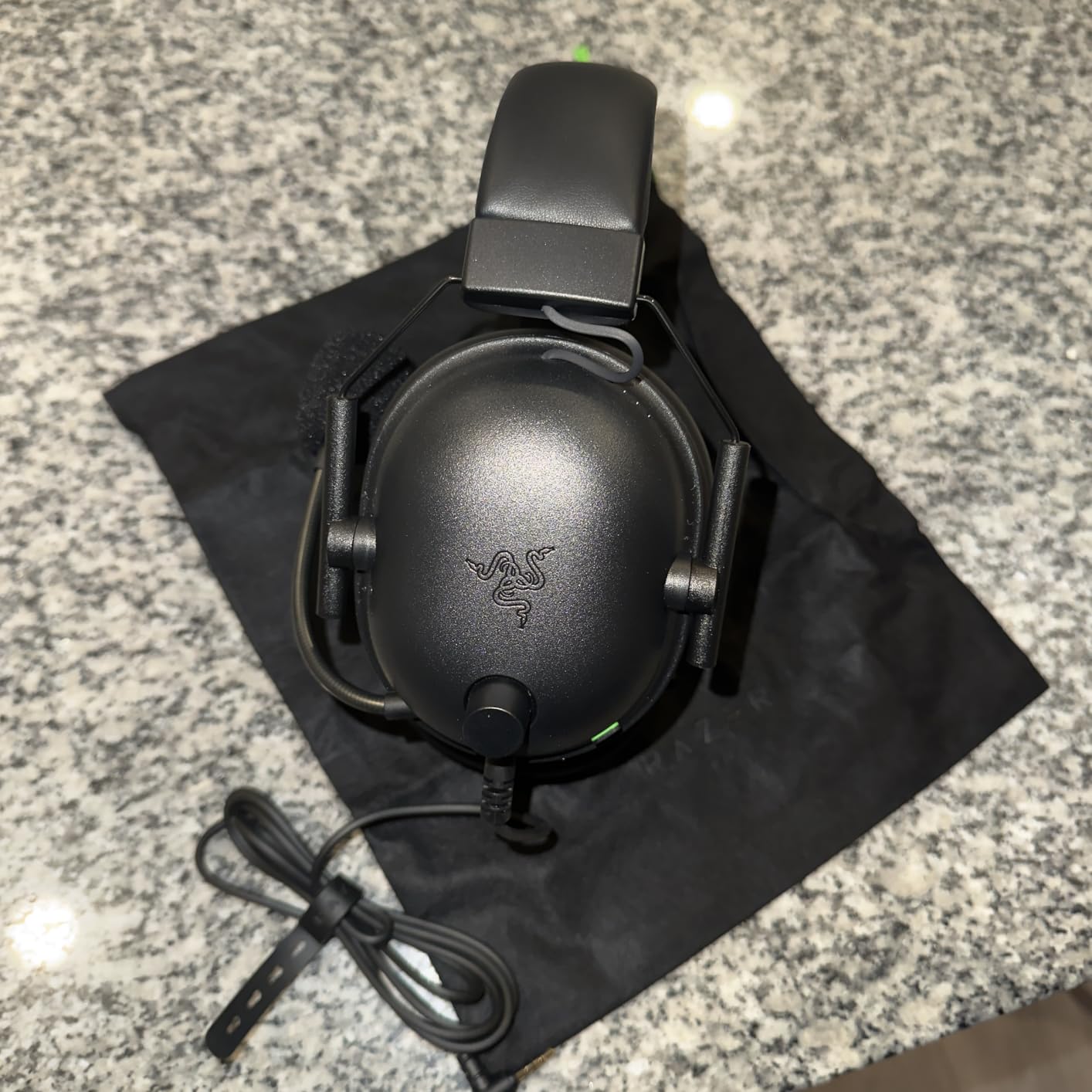 Razer BlackShark V2 X Gaming Headset: 7.1 Surround Sound - 50mm Drivers - Memory Foam Cushions - for PC, PS4, PS5, Switch - 3.5mm Audio Jack - Quartz Pink customer photo 1