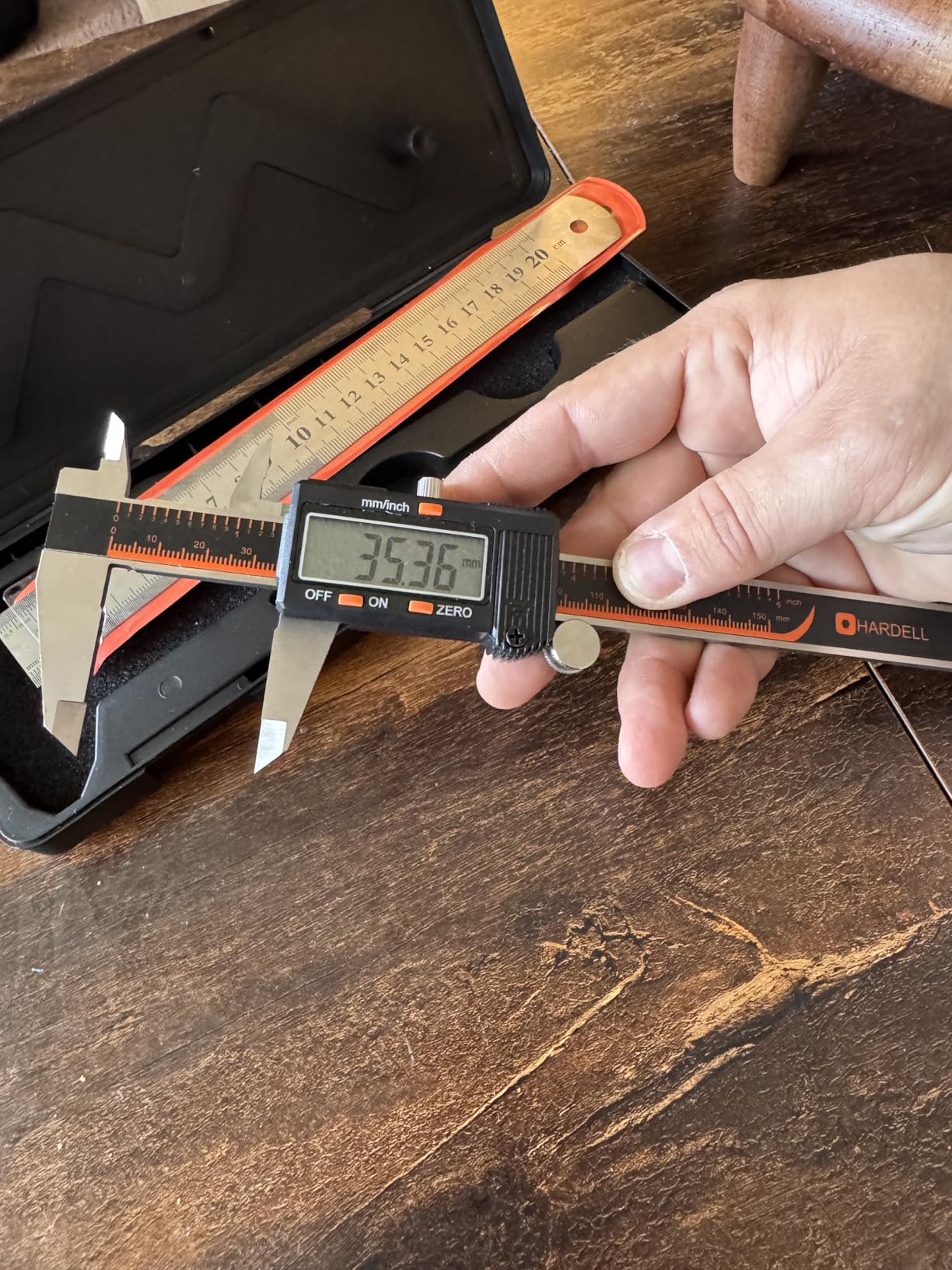HARDELL Digital Caliper, 6 Inch Stainless Steel Caliper Measuring Tool with Large LCD Screen, Electronic Micrometer Caliper Digital Inch/Millimeter Conversion, Automatic Off(Ruler & 2 Batteries) customer photo 2