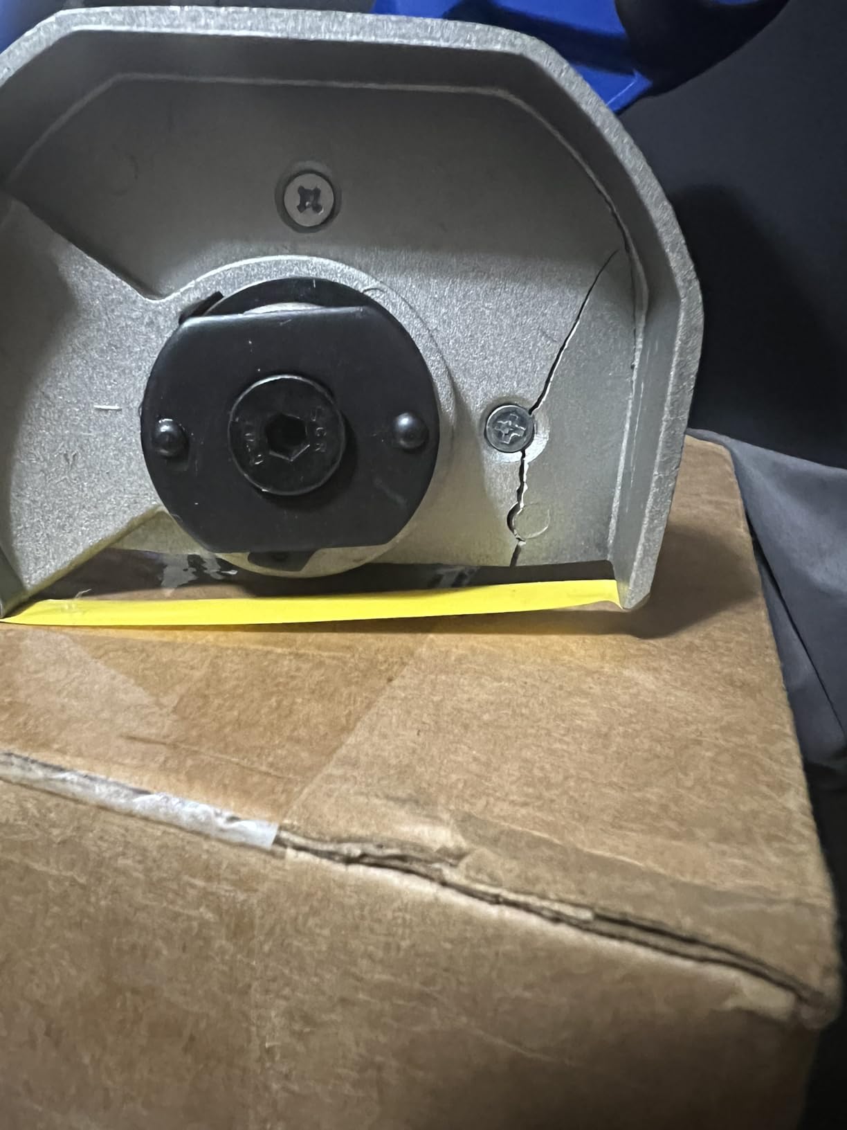 Toe Kick Saw EKS85, 3-3/8 in. Blades, Flush Cutting Circular Saw for Subfloor or Tiles customer photo 1