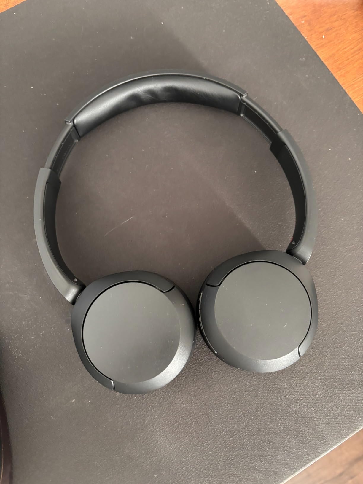 Sony WH-CH520 Wireless Headphones Bluetooth On-Ear Headset with Microphone and up to 50 Hours Battery Life with Quick Charging, Blue customer photo 1