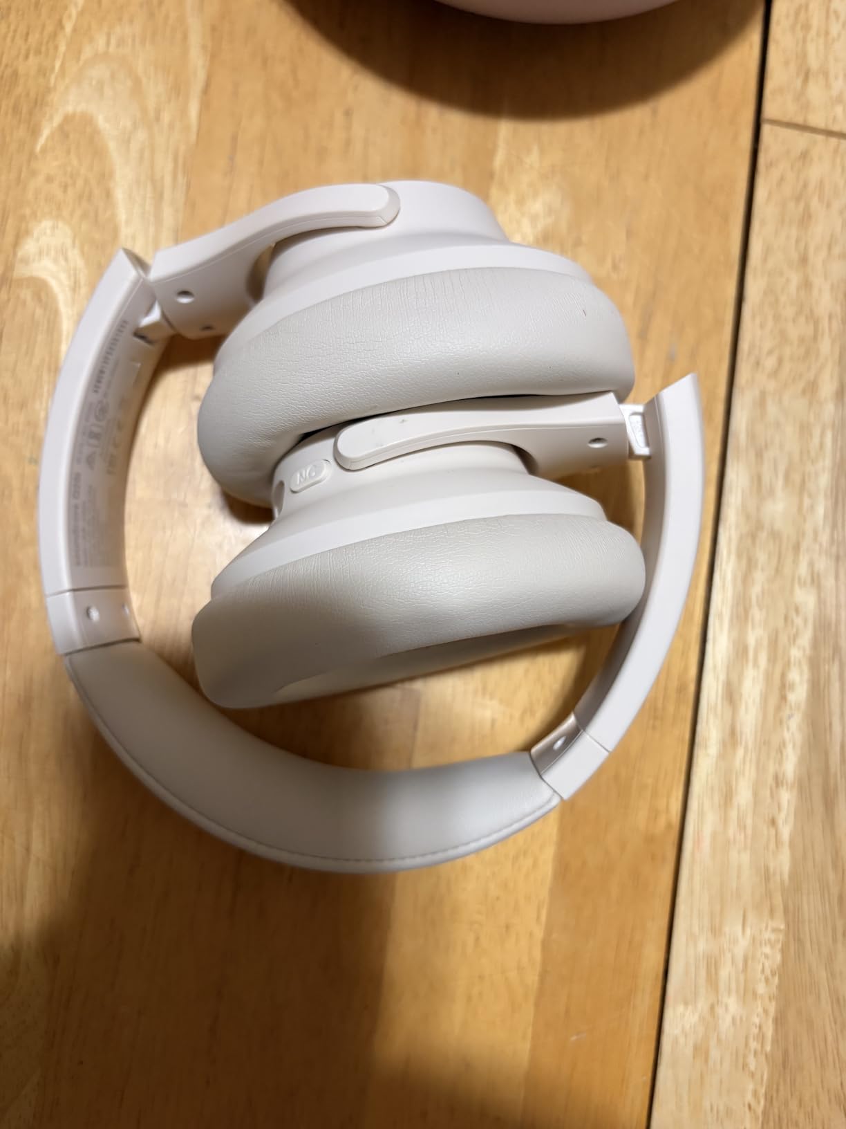 Soundcore by Anker Q20i Hybrid Active Noise Cancelling Headphones, Wireless Over-Ear Bluetooth, 40H Long ANC Playtime, Hi-Res Audio, Big Bass, Customize via an App, Transparency Mode (Black) customer photo 1