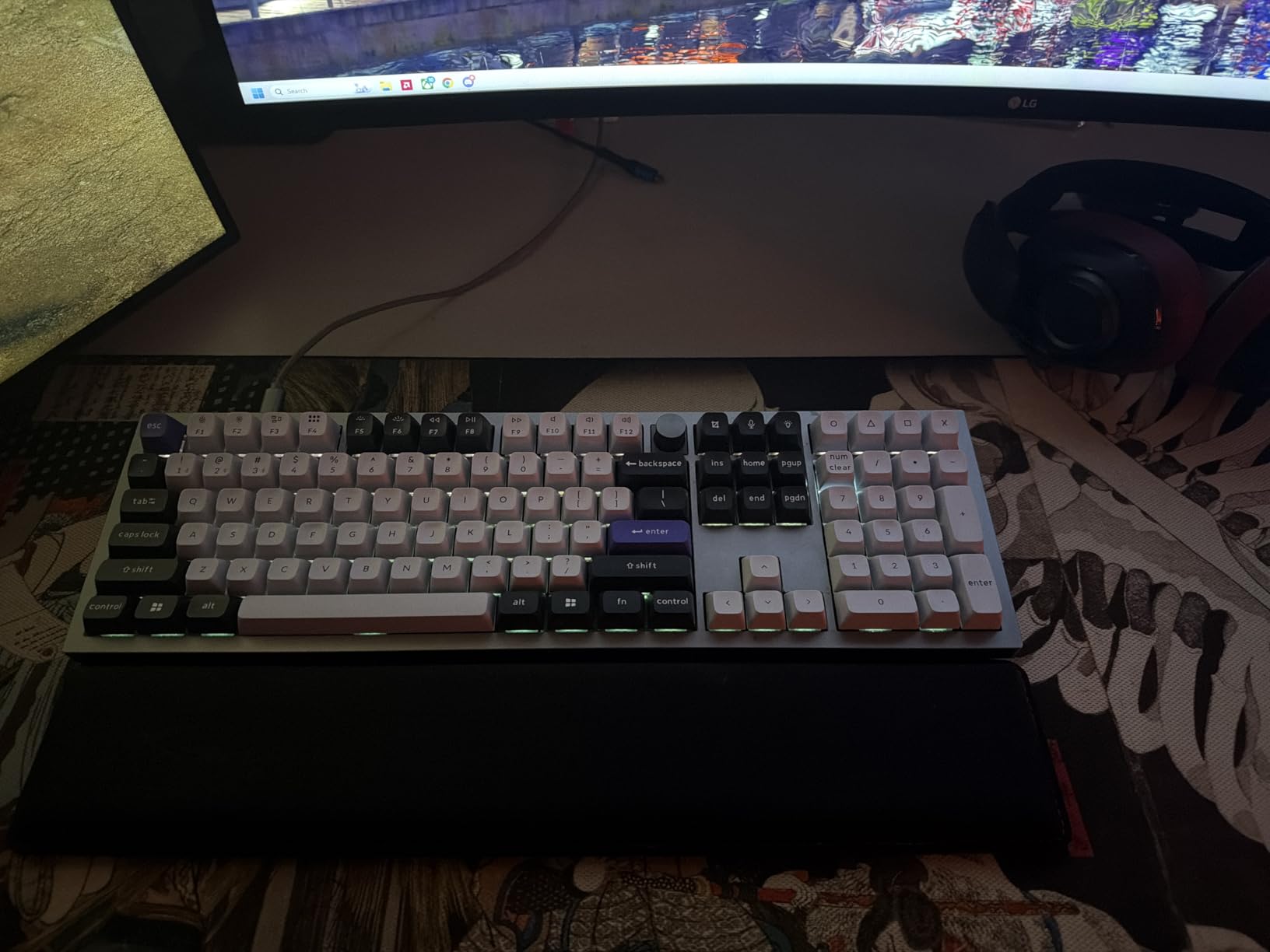 Keychron Q6 Pro Full Aluminum Wireless Bluetooth Custom Mechanical Keyboard, Full-Size QMK/VIA Programmable Knob KSA Double-Shot PBT Keycap Hot-Swappable Banana Switch, Mac Windows Linux - Grey customer photo 1