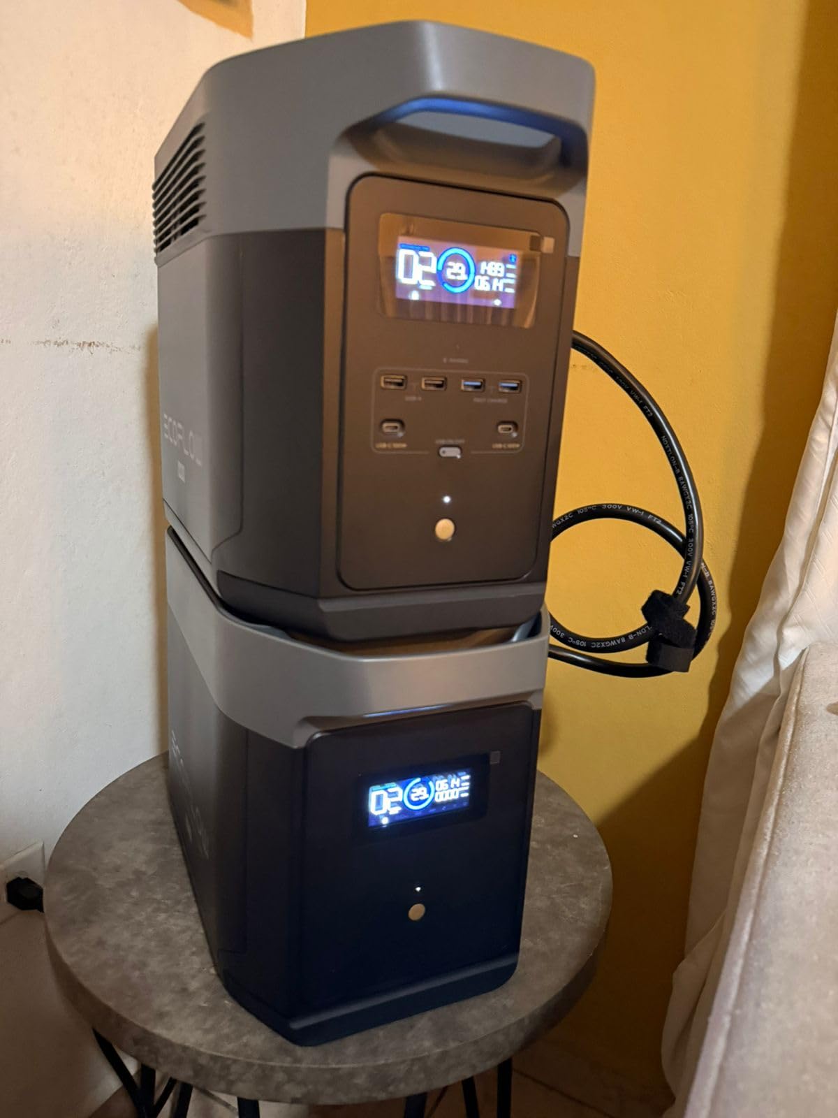 EF ECOFLOW DELTA 2 MAX Power Station with Smart Extra Battery, Expand Capacity from 2048Wh to 4096Wh, Solar Generator for Home Backup, Emergency, Outdoor Camping customer photo 1