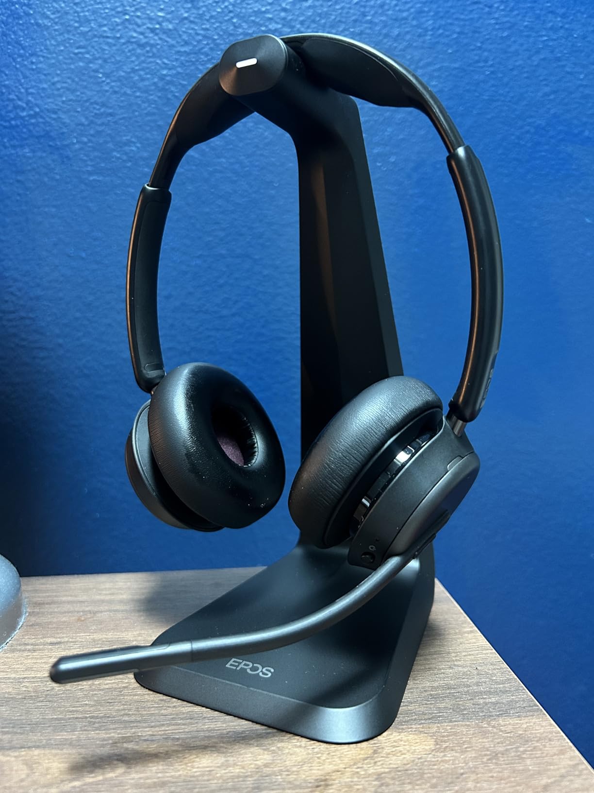 EPOS Impact 1061 ANC High-Performance Bluetooth Headset for PC - Double-Sided, Advanced Noise Cancellation, EPOS AI, Super Wideband Audio, Intuitive Controls, for Professionals in Loud Workspaces customer photo 2