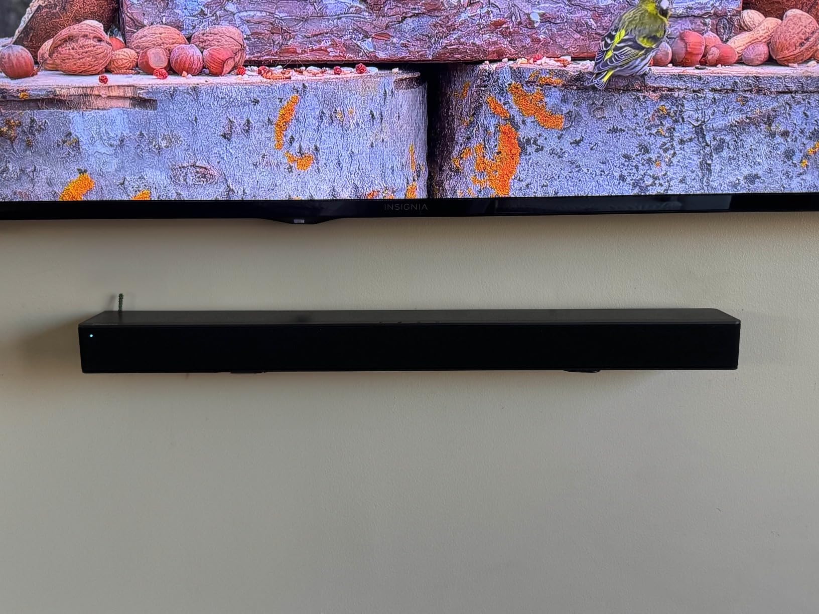 Hisense HS2100 2.1 Ch 240W Sound Bar with Wireless Subwoofer - DTS Virtual X, Dolby Audio customer photo 1