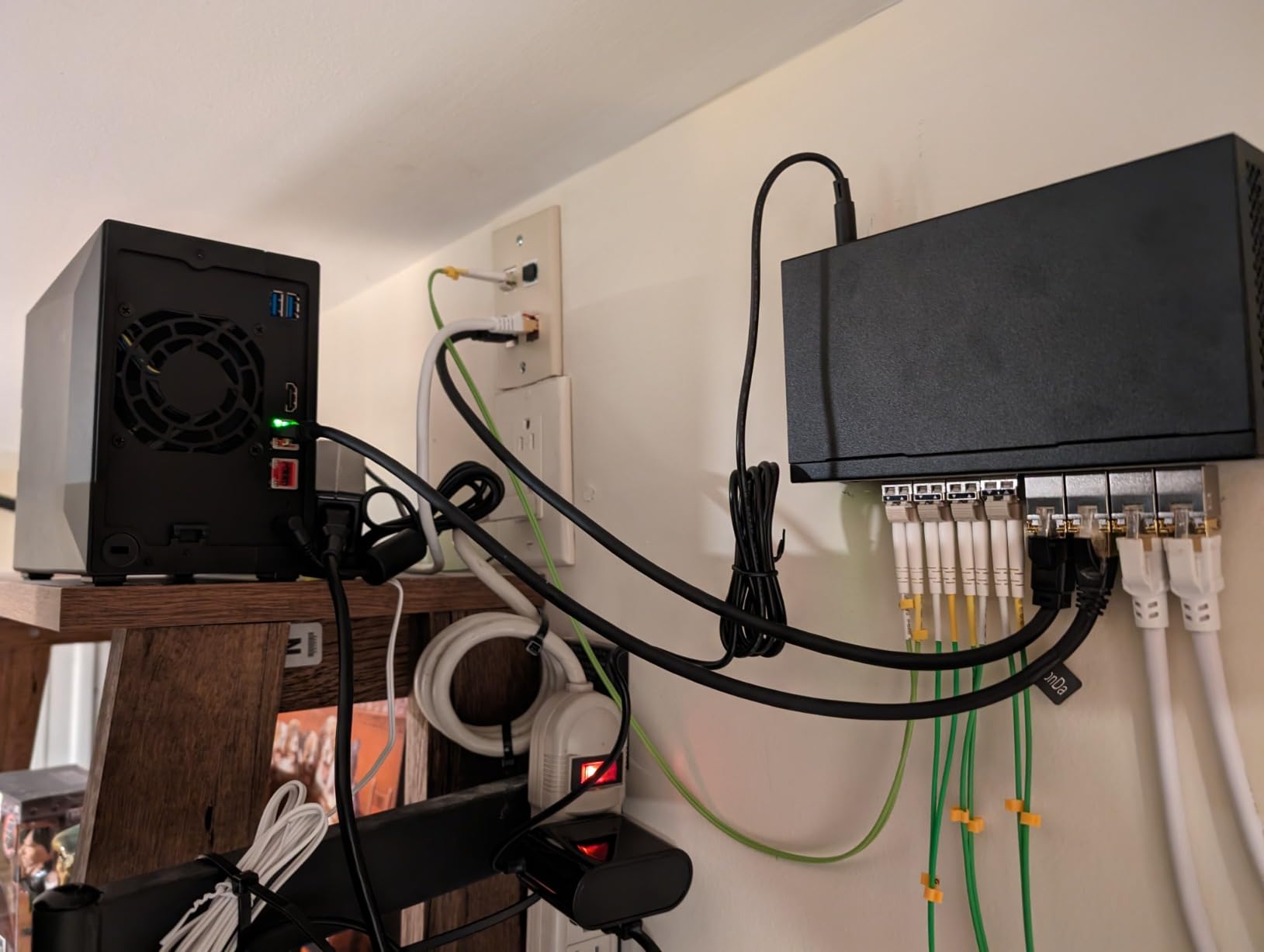 Asustor AS5402T 2-Bay NAS (Diskless) customer photo 1