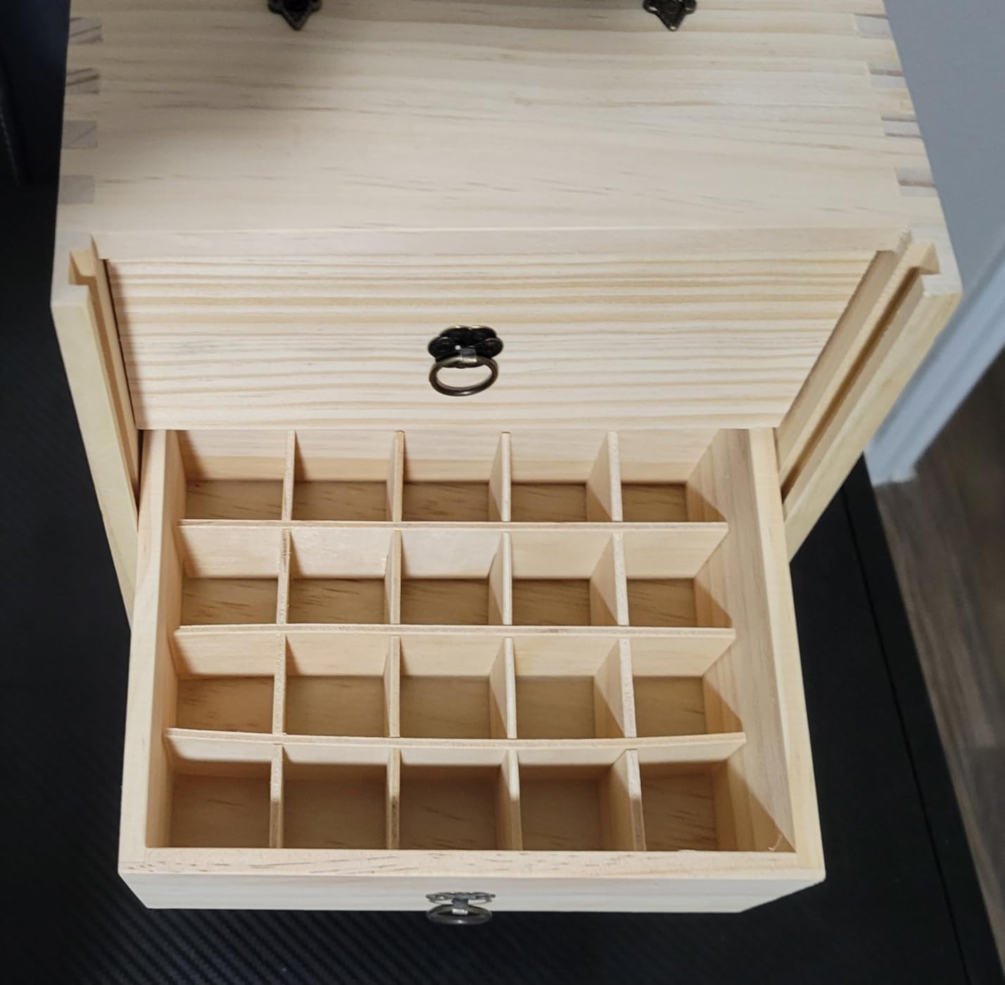 TORIBIO Essential Oil Storage Box for 96 Bottles, Wooden Essential Oils Holder Organizer Holds 5-30ml for Young Living & Doterra Bottles customer photo 2