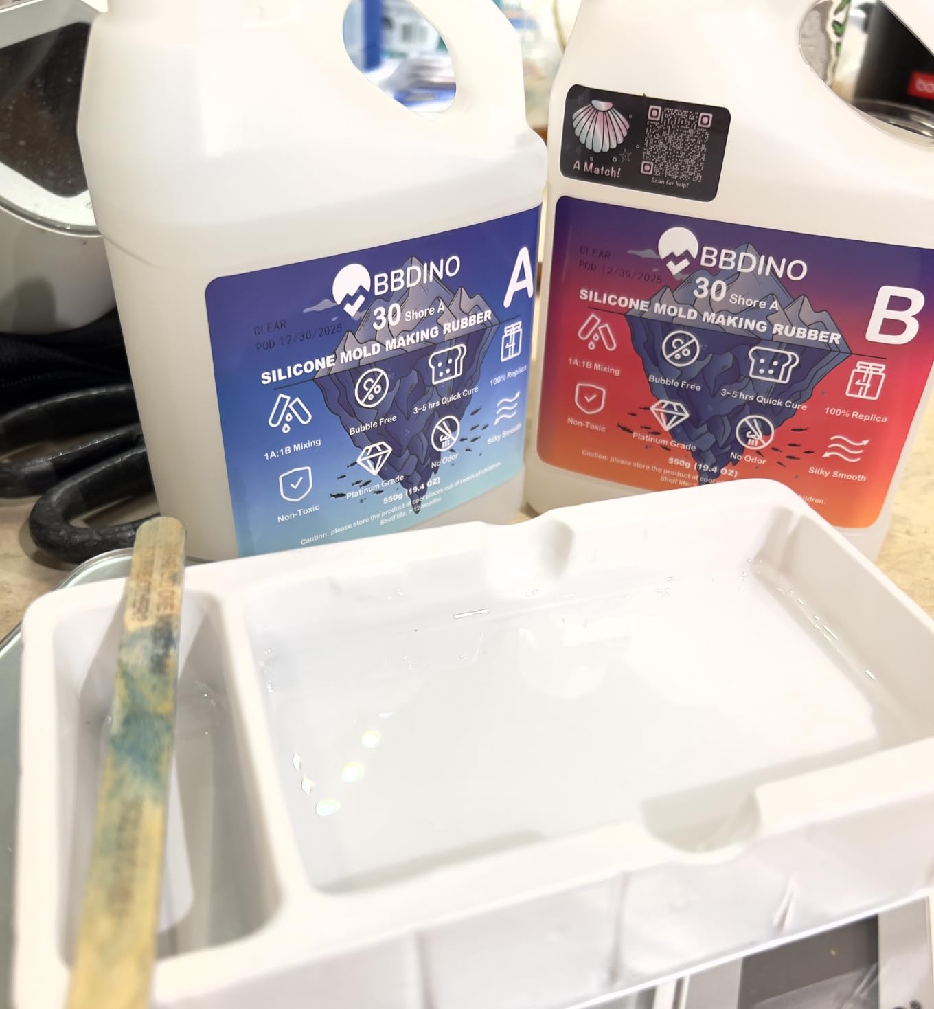 BBDINO Silicone Mold Making Kit, Liquid Silicone 30A Sapphire Blue, High Strength Silicon Rubber 4.4 lbs, 1:1 by Volume customer photo 1
