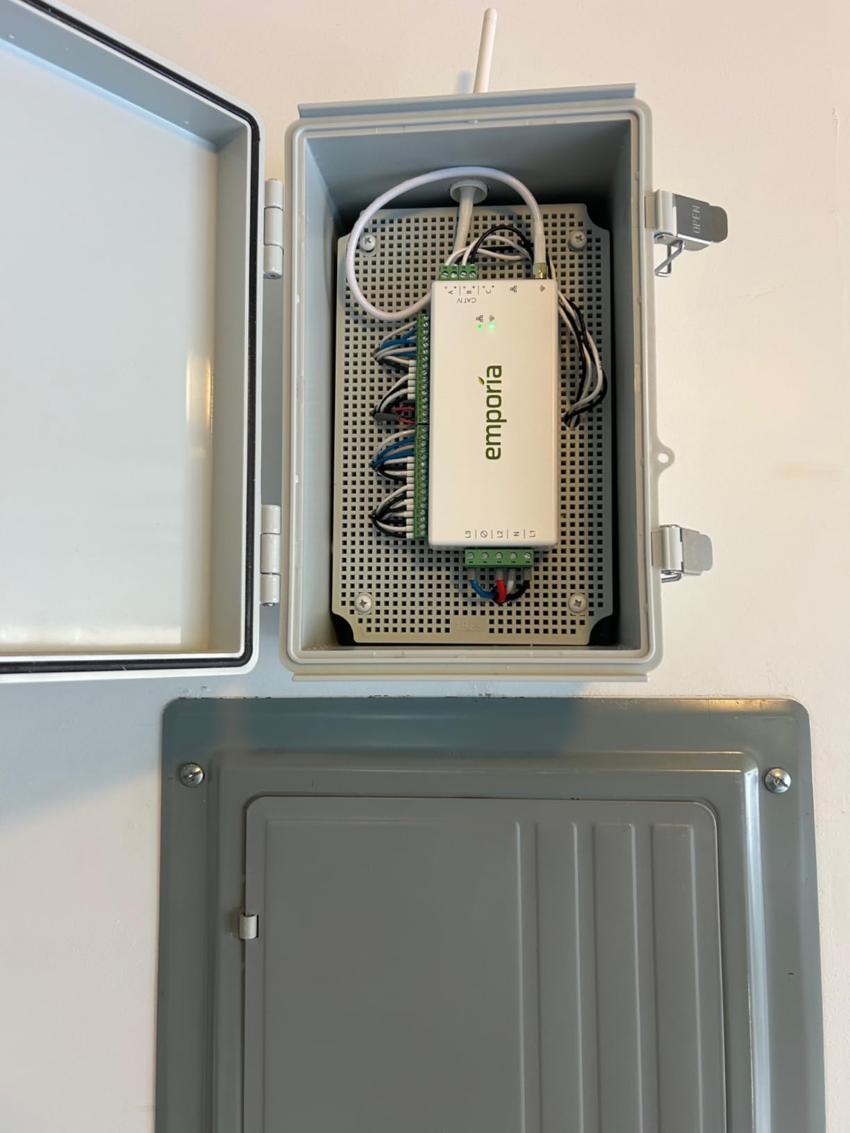 Emporia Vue 3 Home Energy Monitor - Smart Home Automation Module and Real Time Electricity Usage Monitor customer photo 2